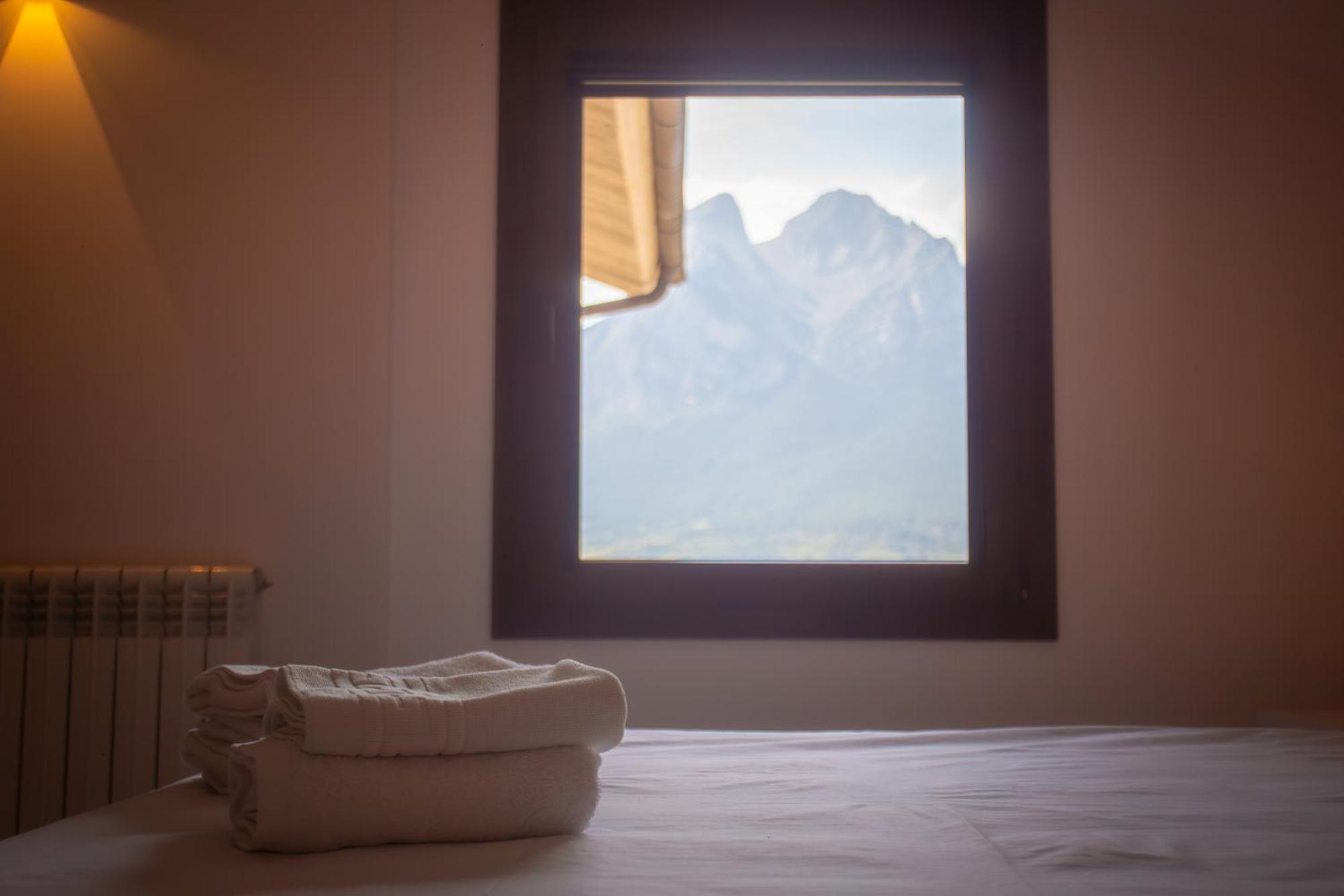 L'indret Del Pedraforca Adults Only