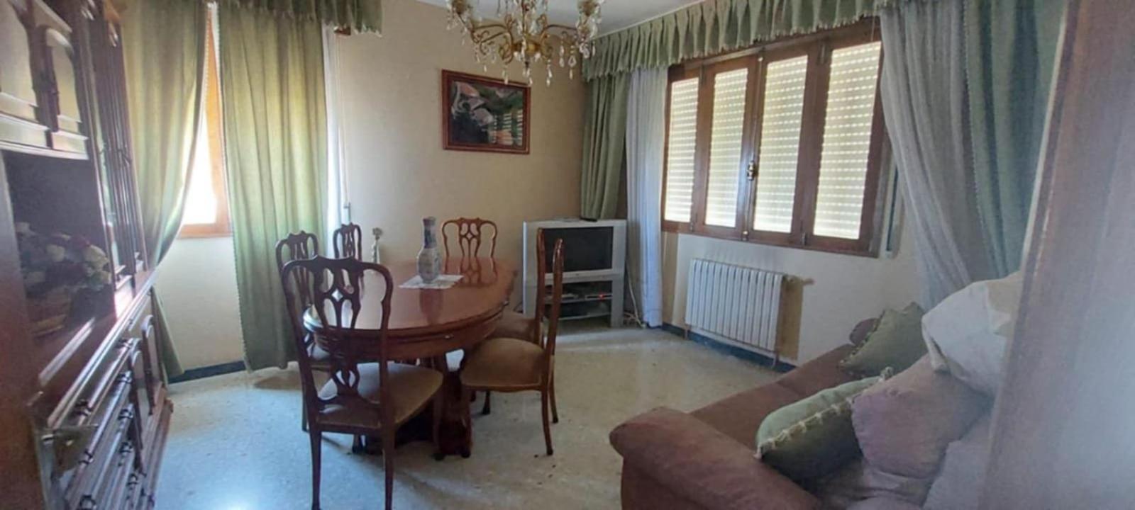 Casa-nieves * Covas (Ourense)
