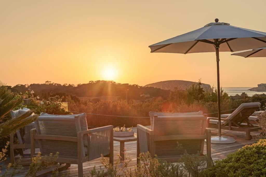 Exclusive Luxury With Stunning Sea Views *