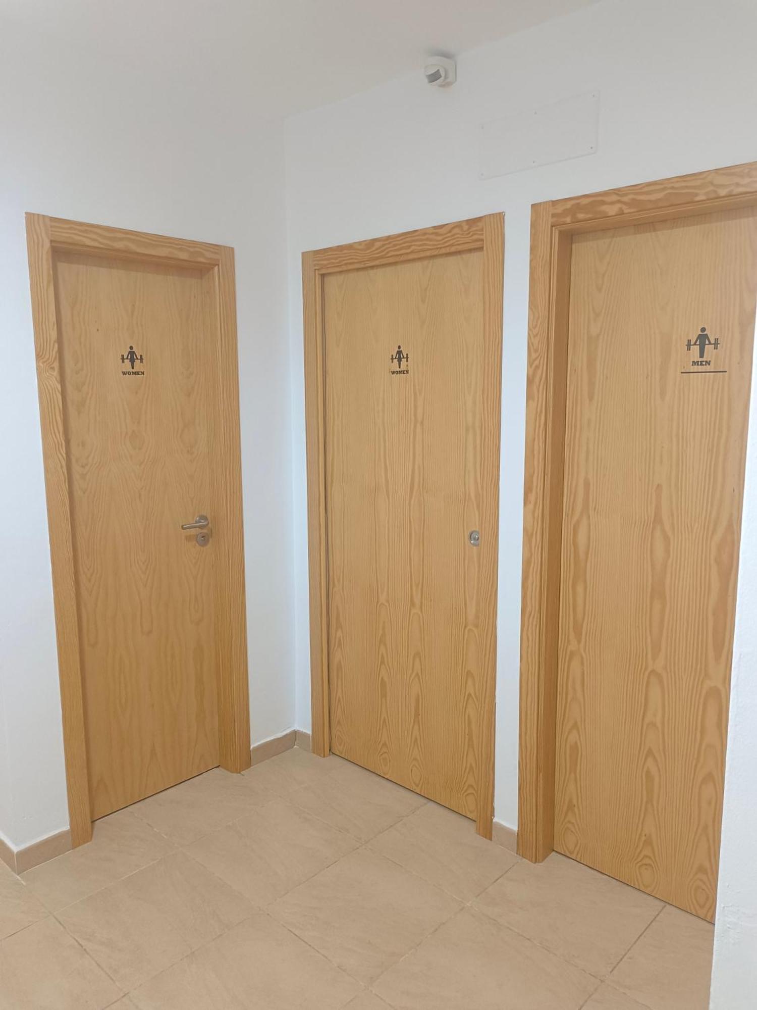 Hostal De