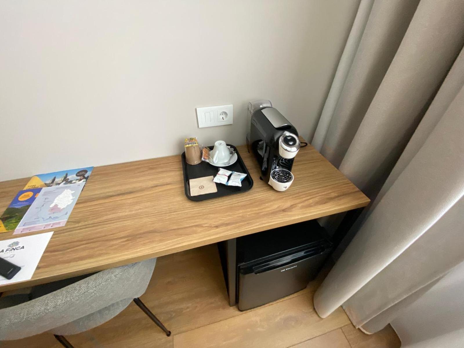 La Hotel