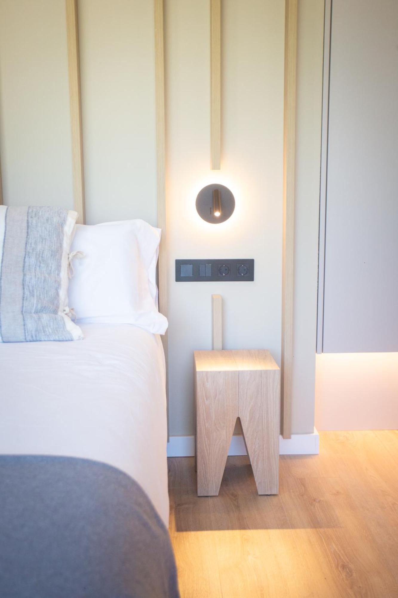 Hotel L'indret Del Pedraforca Adults Only 3*