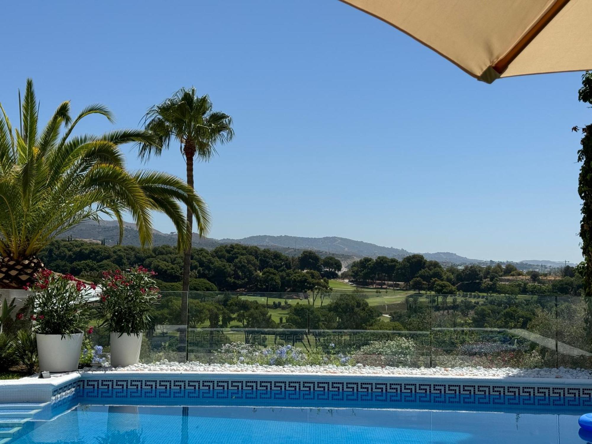 Aurora Boutique House - Only Adults Bed and breakfast Marbella