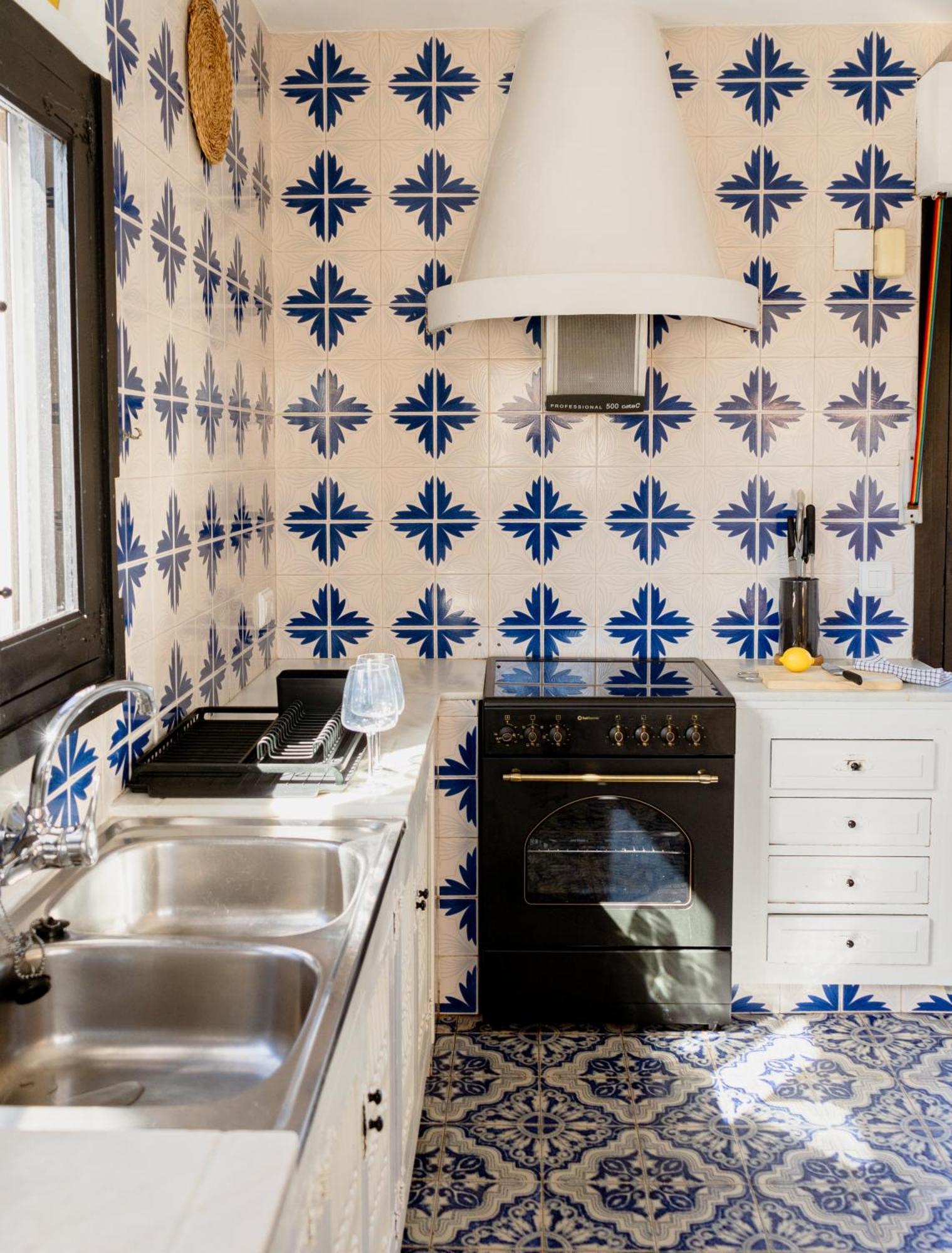 La Renda Mediterranean - Beach, Port And Amenities Within Walking Distance Villa *