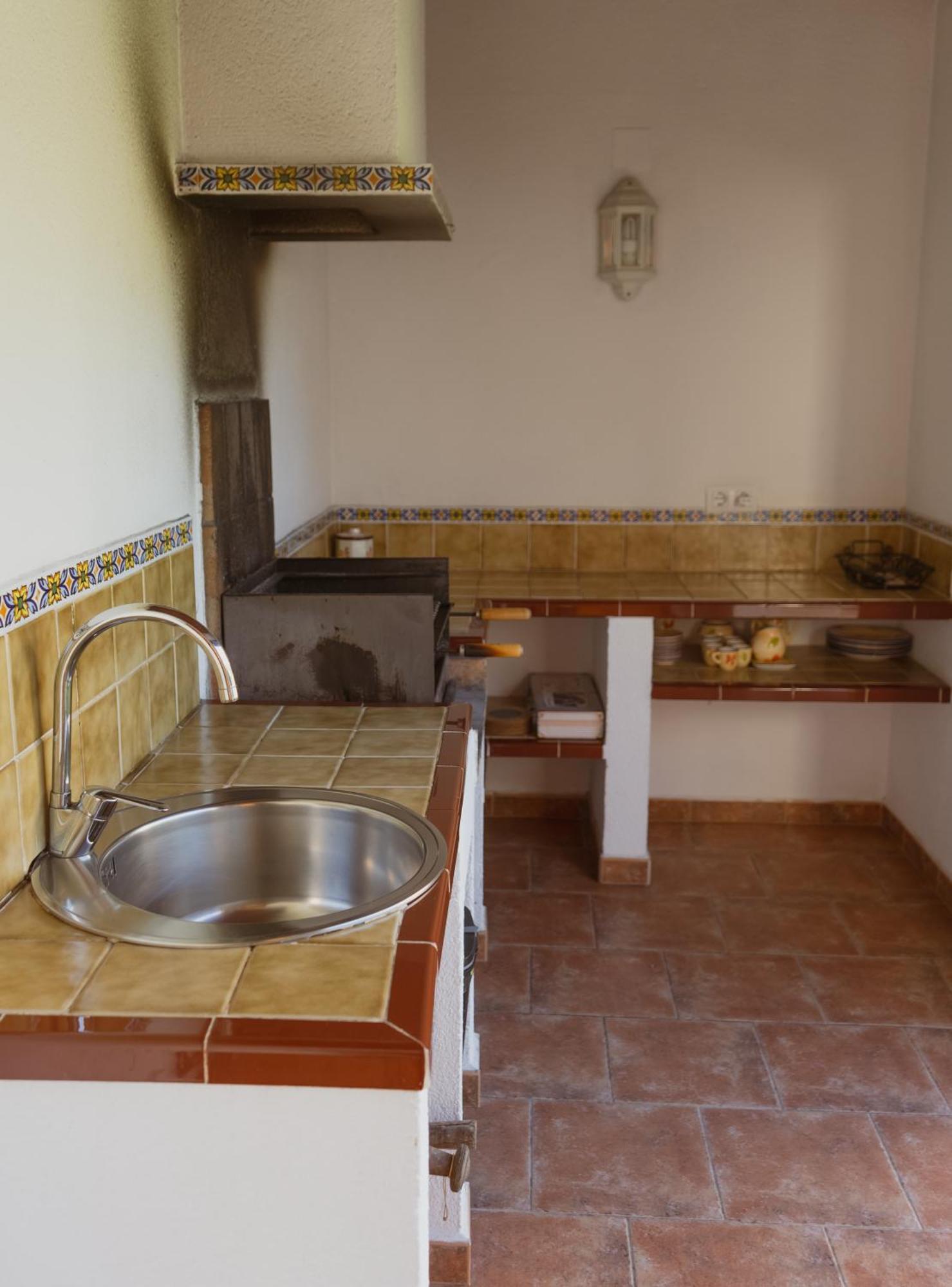 Villa La Renda Mediterranean - Beach, Port And Amenities Within Walking Distance *