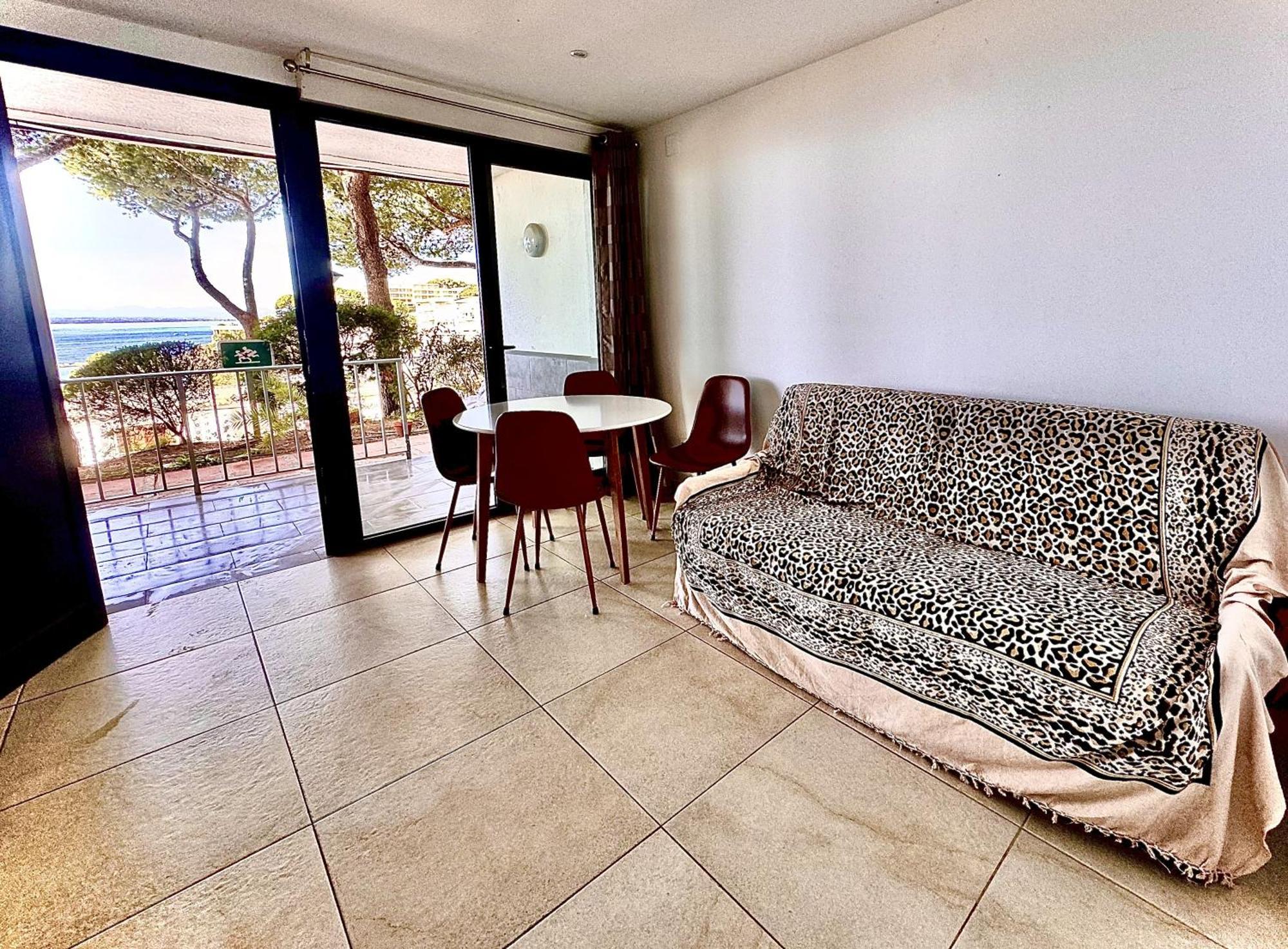 Bernie Apartment *