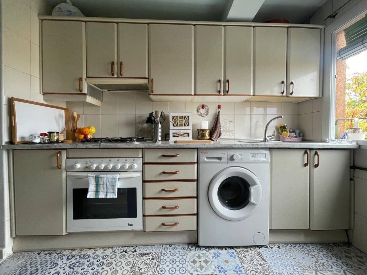 Piso Con Vistas Y Mucho Encanto Apartment *