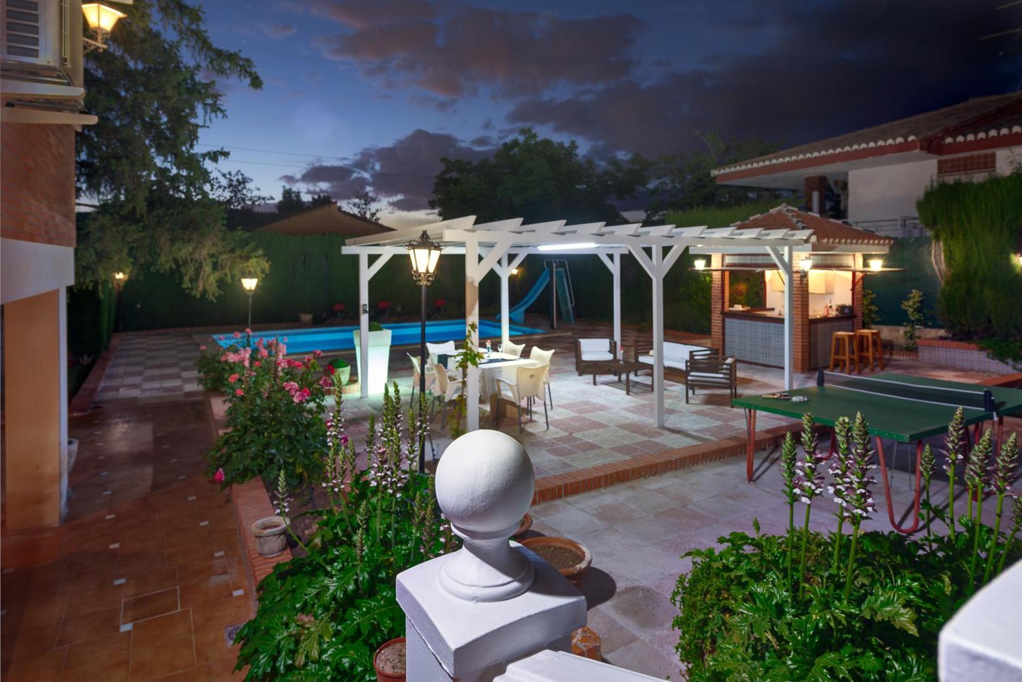 Granada Garden Deluxe
