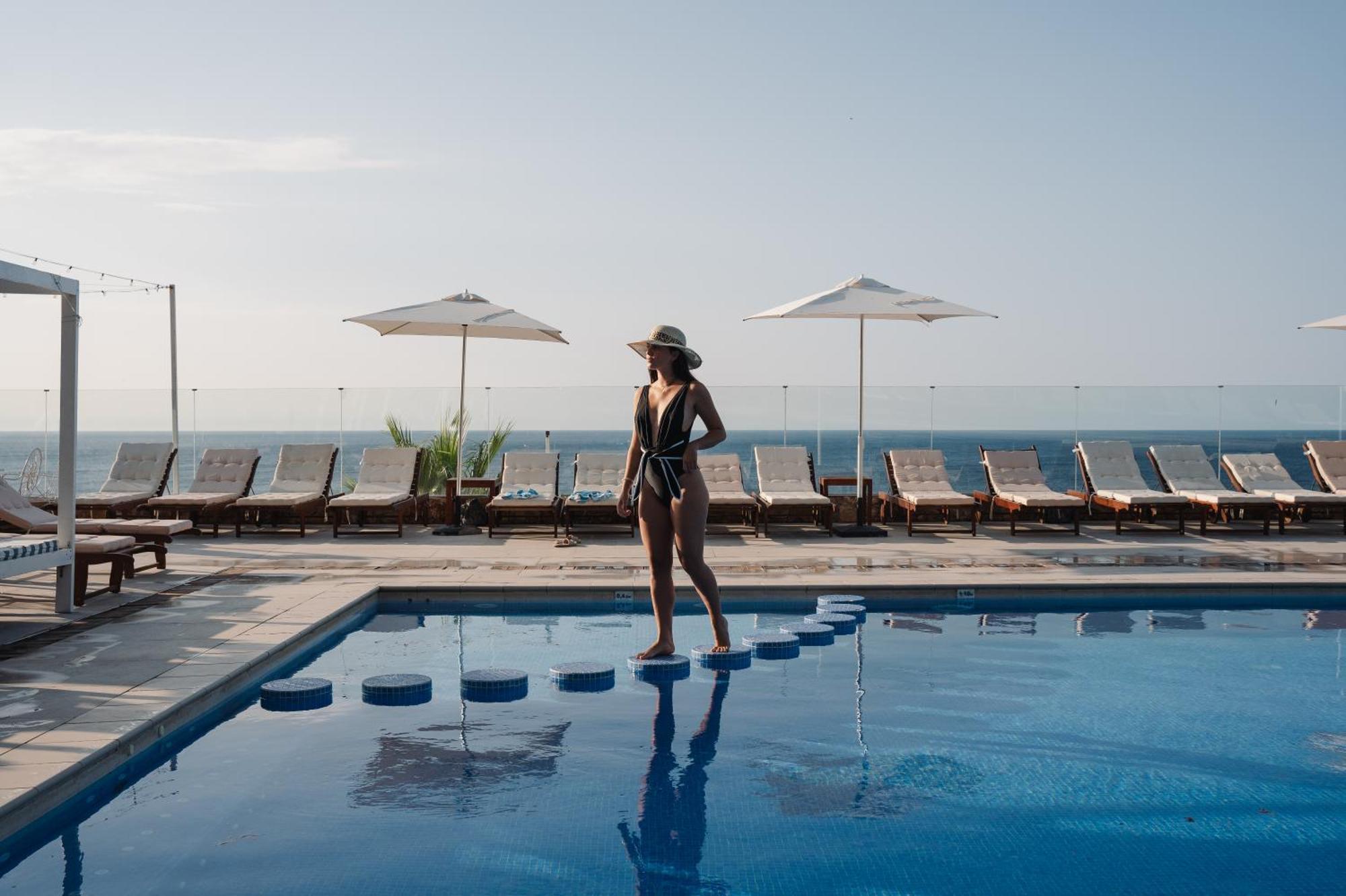 Roger De Flor By Seleqtta Hotel