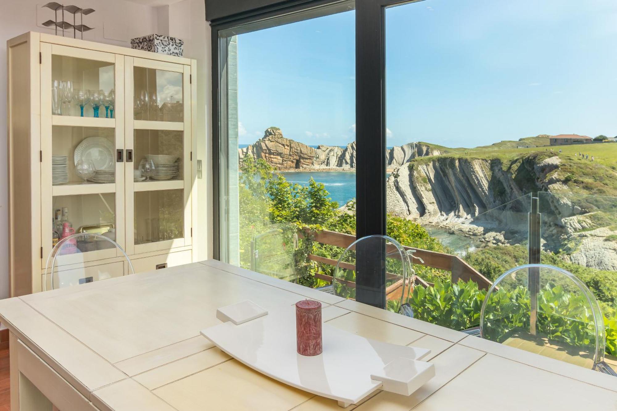 Villa Espectacular Al Borde Del Mar Liencres