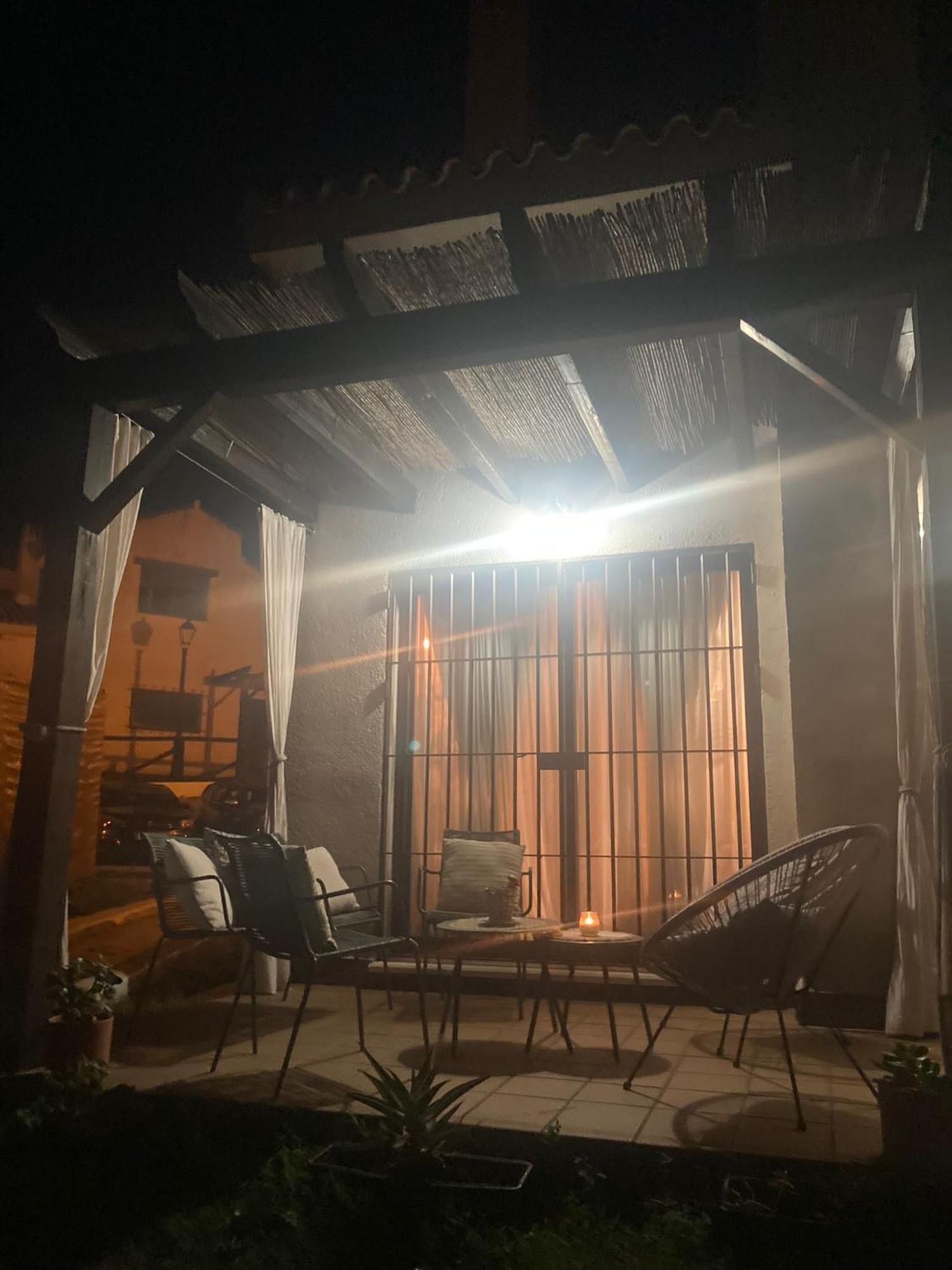 Bonita Casa A Estrenar En Paraje Natural A 35 Minutos De Sevilla El Ronquillo