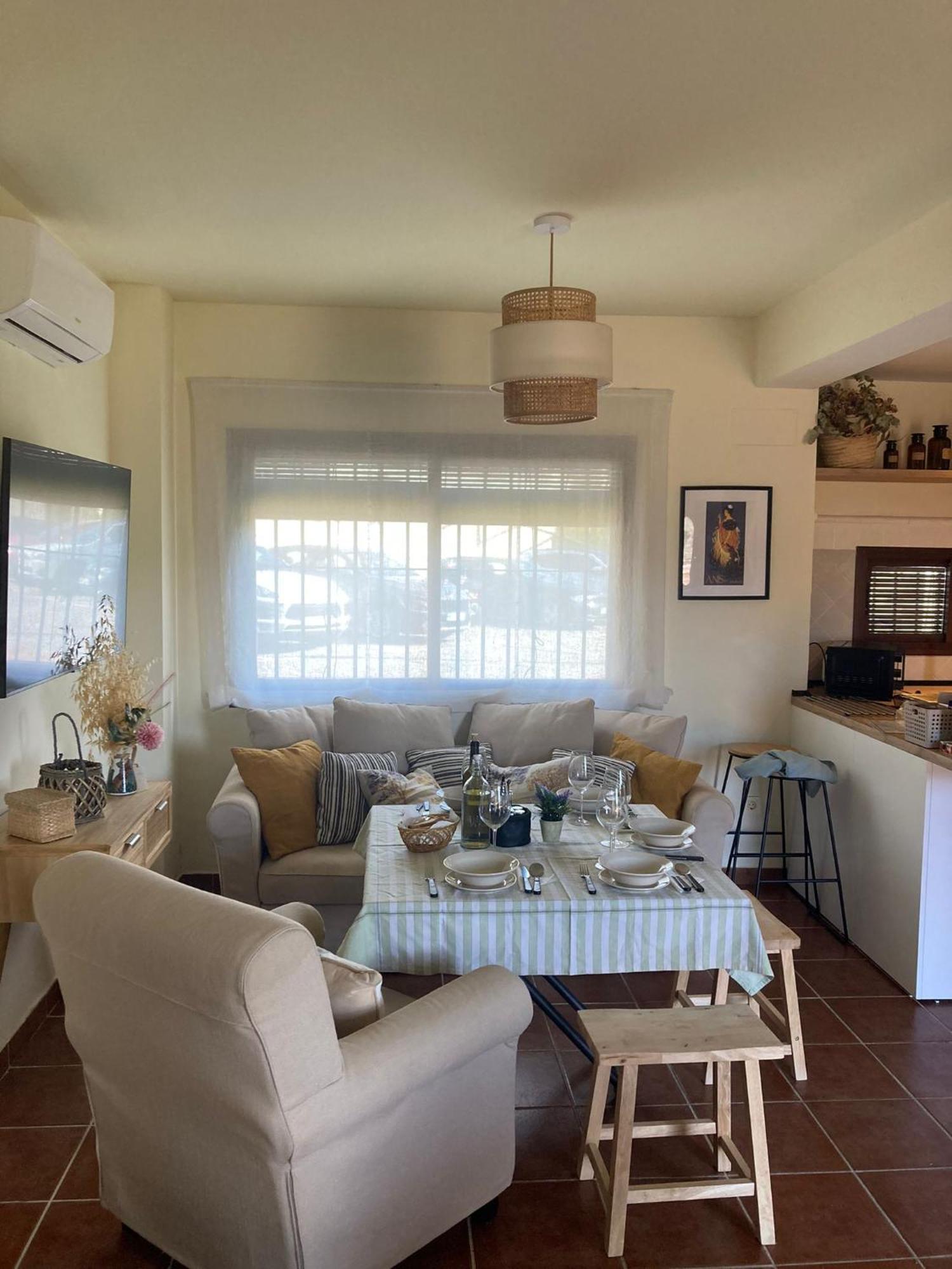 Holiday home Bonita Casa A Estrenar En Paraje Natural A 35 Minutos De Sevilla El Ronquillo