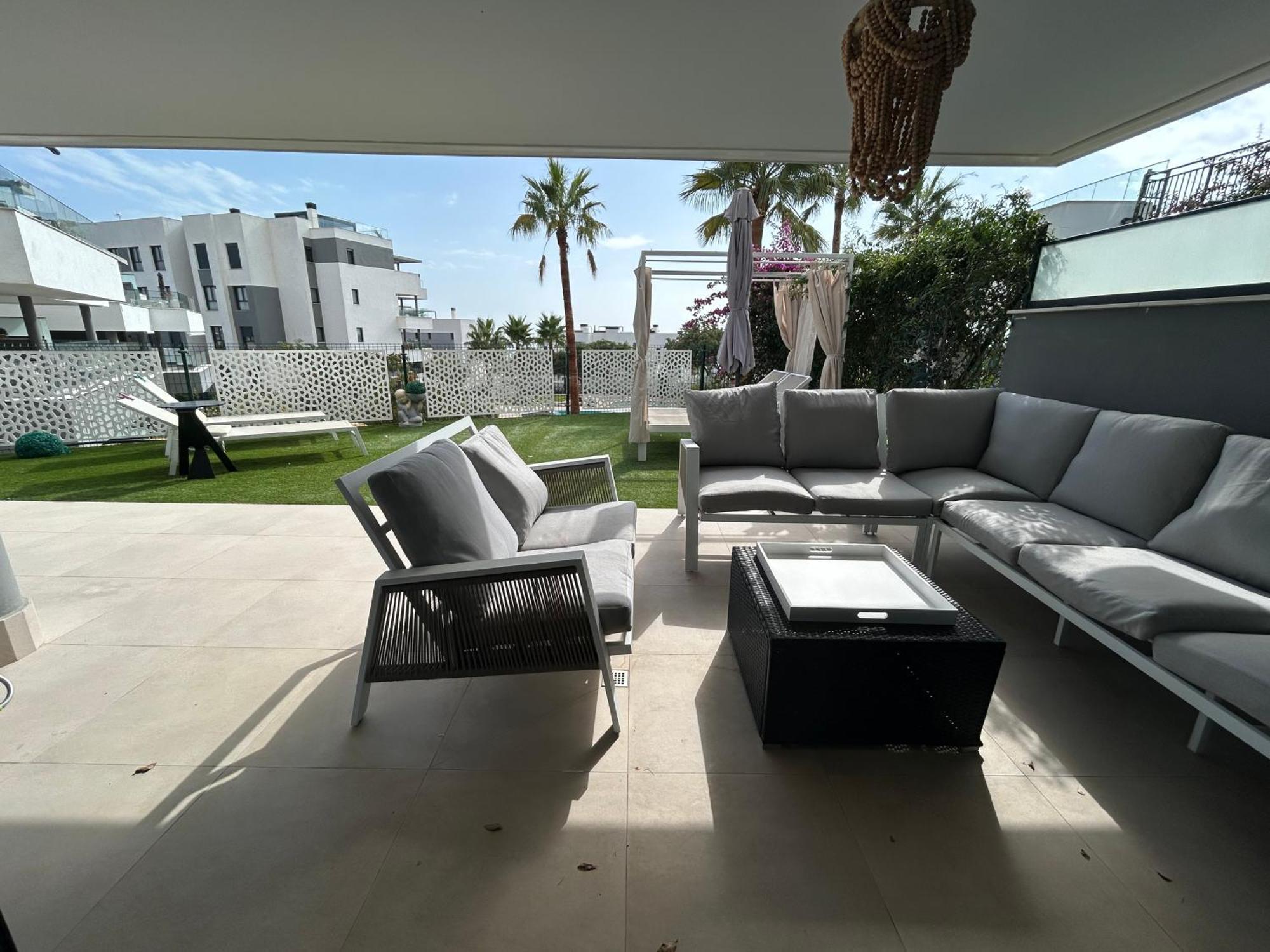 Brand New Stunning 3 Bed Raised Ground Floor With Sea&pool&mountain View Indoor&outdoor Swimming Pools&gym Walking Distance To Port Casa Casu Apartamento *