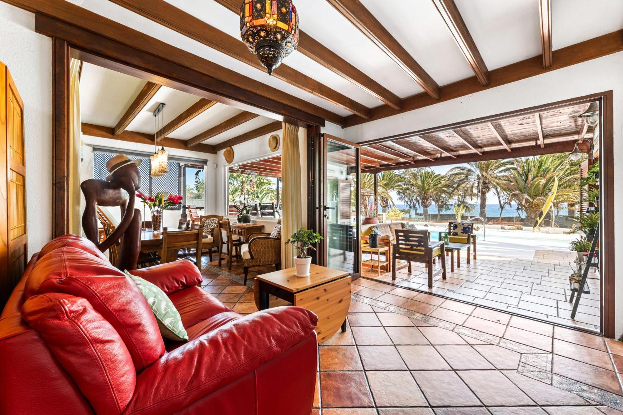 Villa A Pie De Mar