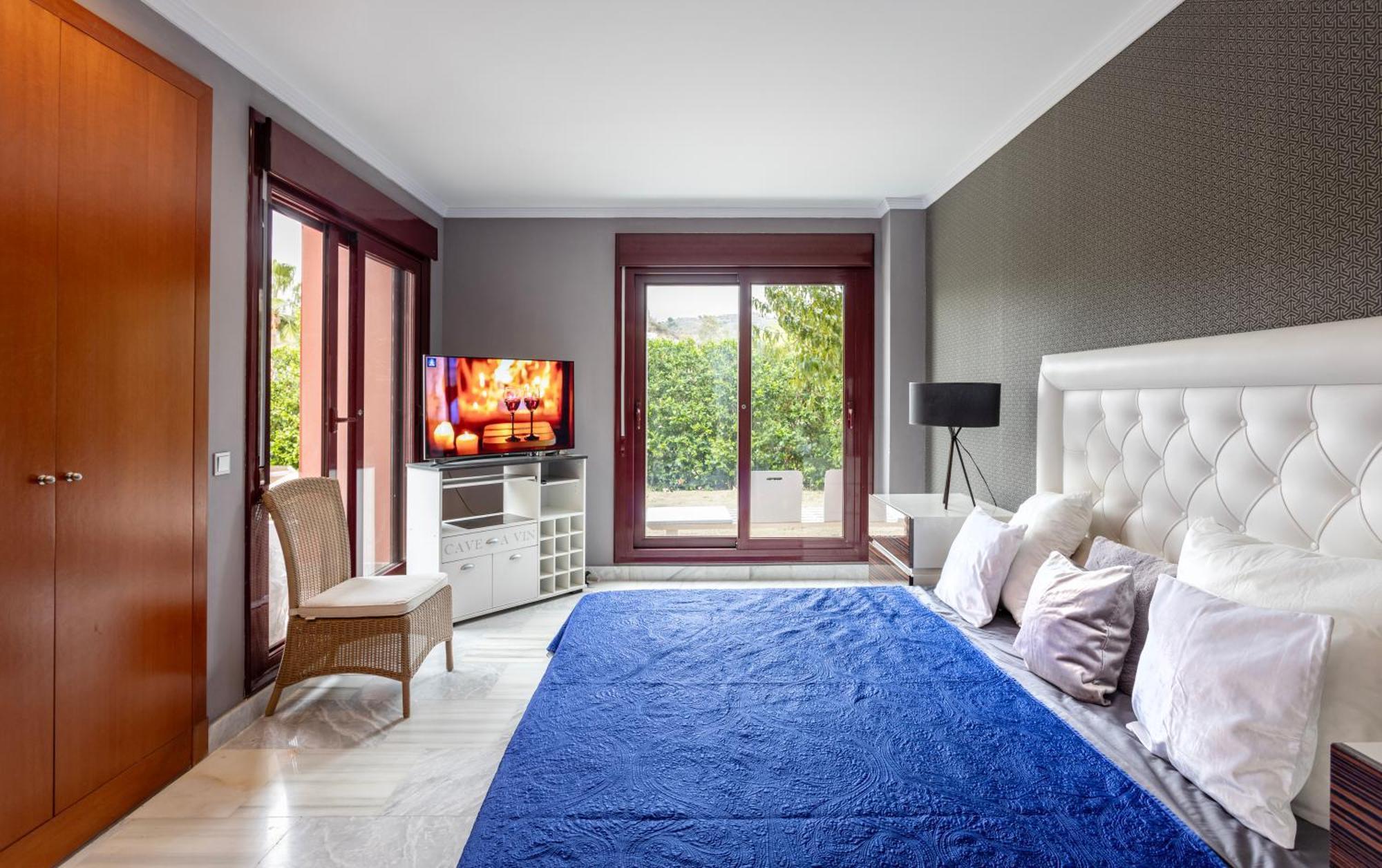 Luxury 3 Beds Inside The And Country Club Villa *