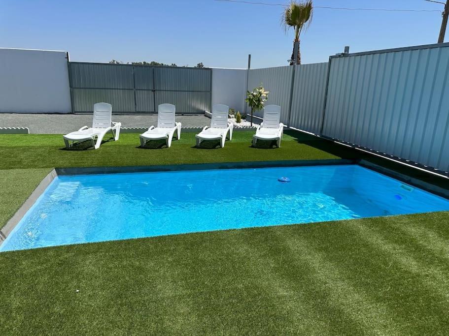 Apartamento Con Piscina Climatizada Los Palacios Y Villafranca