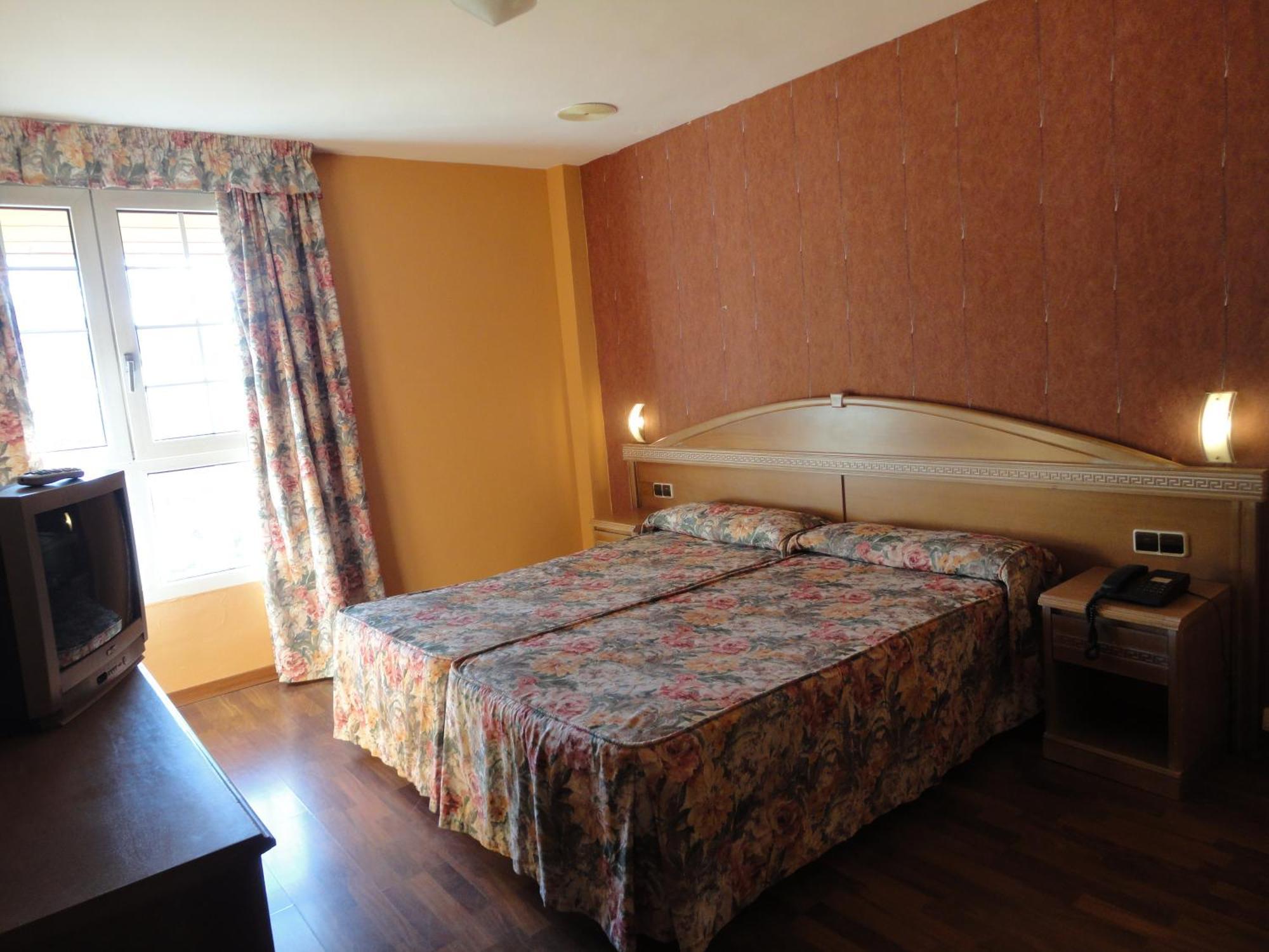 Reino Nevado Hotel 3*