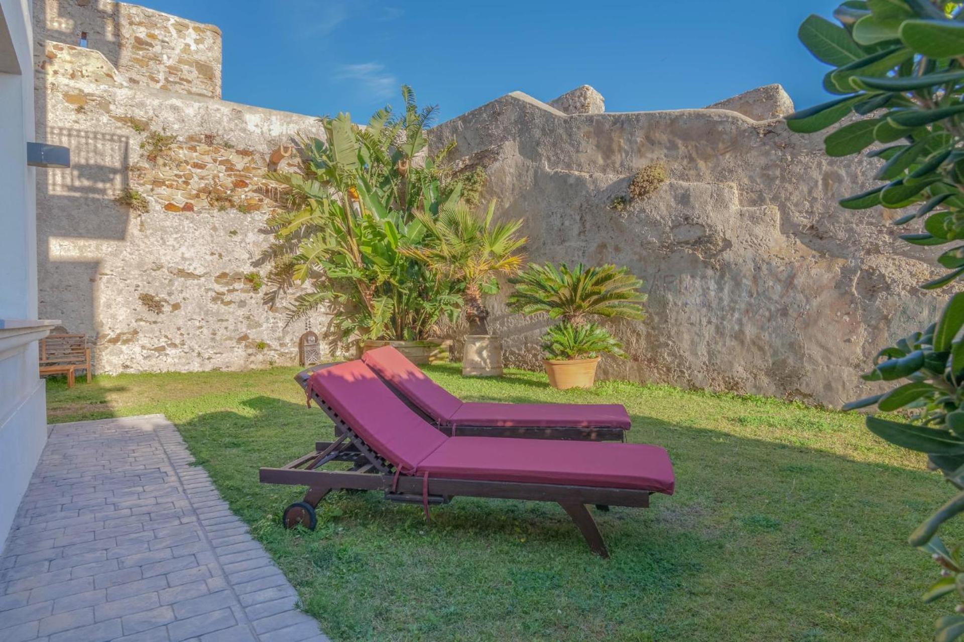 La Residencia Tarifa
