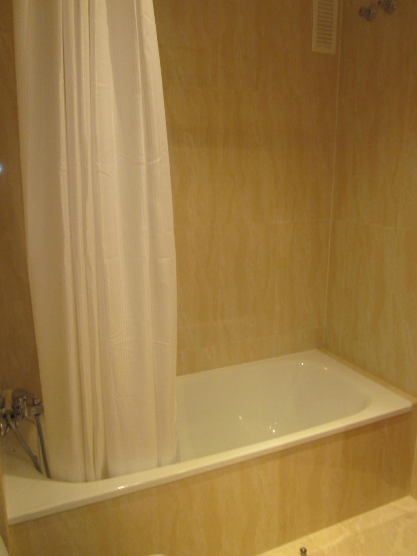 2108-nice With Pool Close From And Bars Apartment