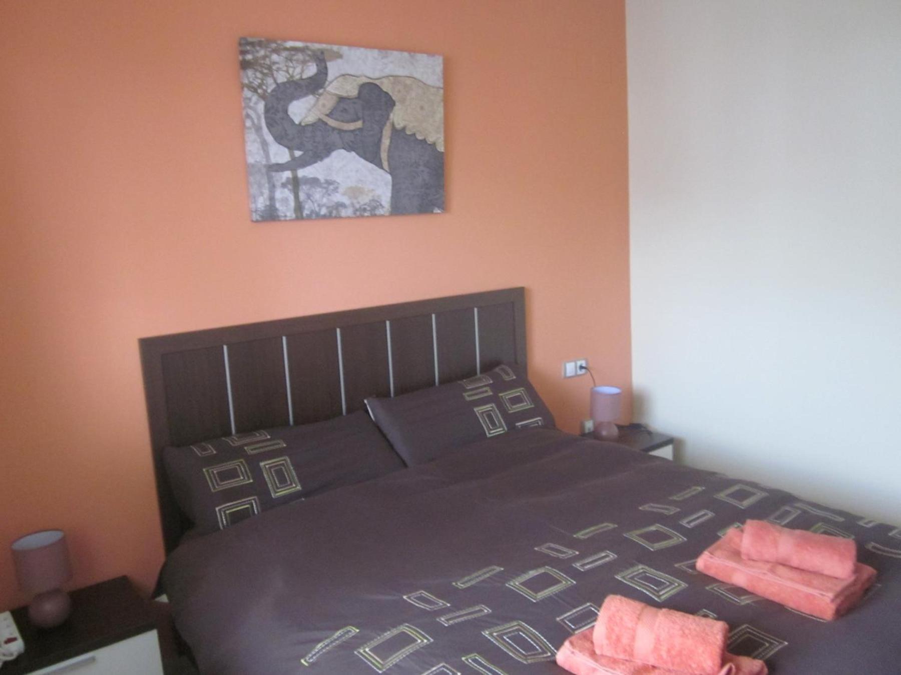 2108-nice With Pool Close From And Bars Apartment