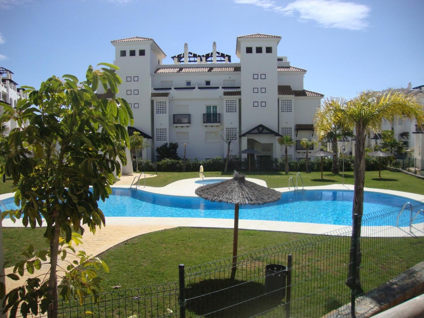 2108-nice With Pool Close From And Bars Apartment Manilva