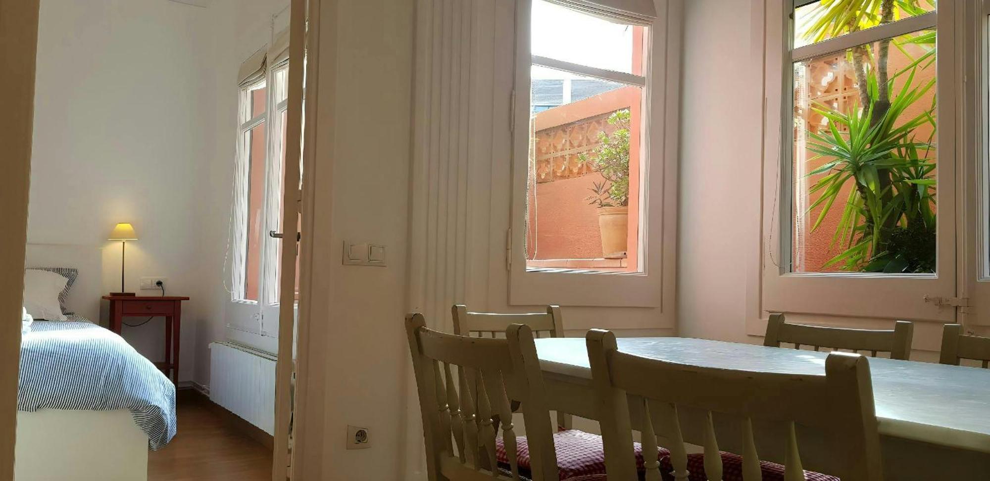 Filmoteca Sarria 1- Wifi Quiet Bright Comfi Apartment Barcelona