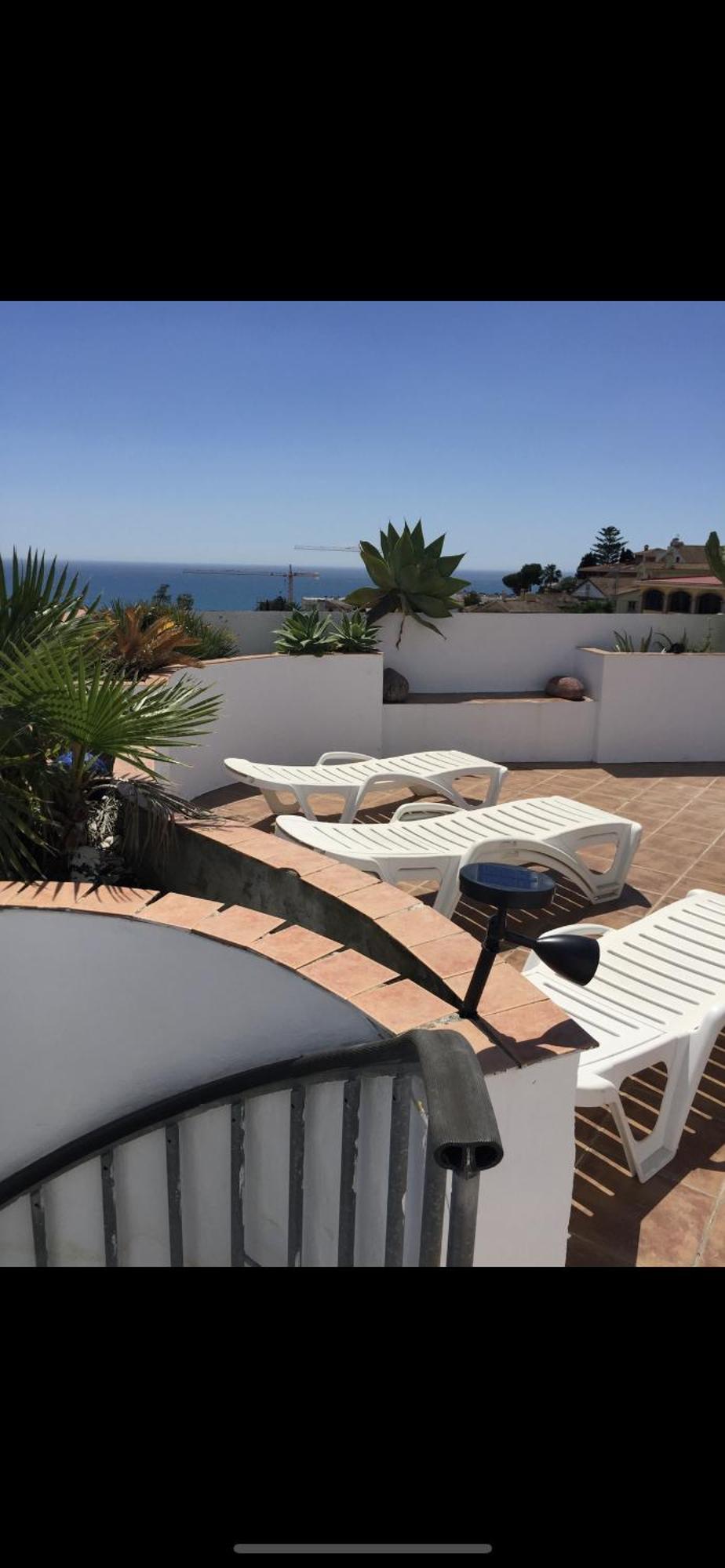 Penthouse With Private Roof Terrace And Jacuzzi Apartment *