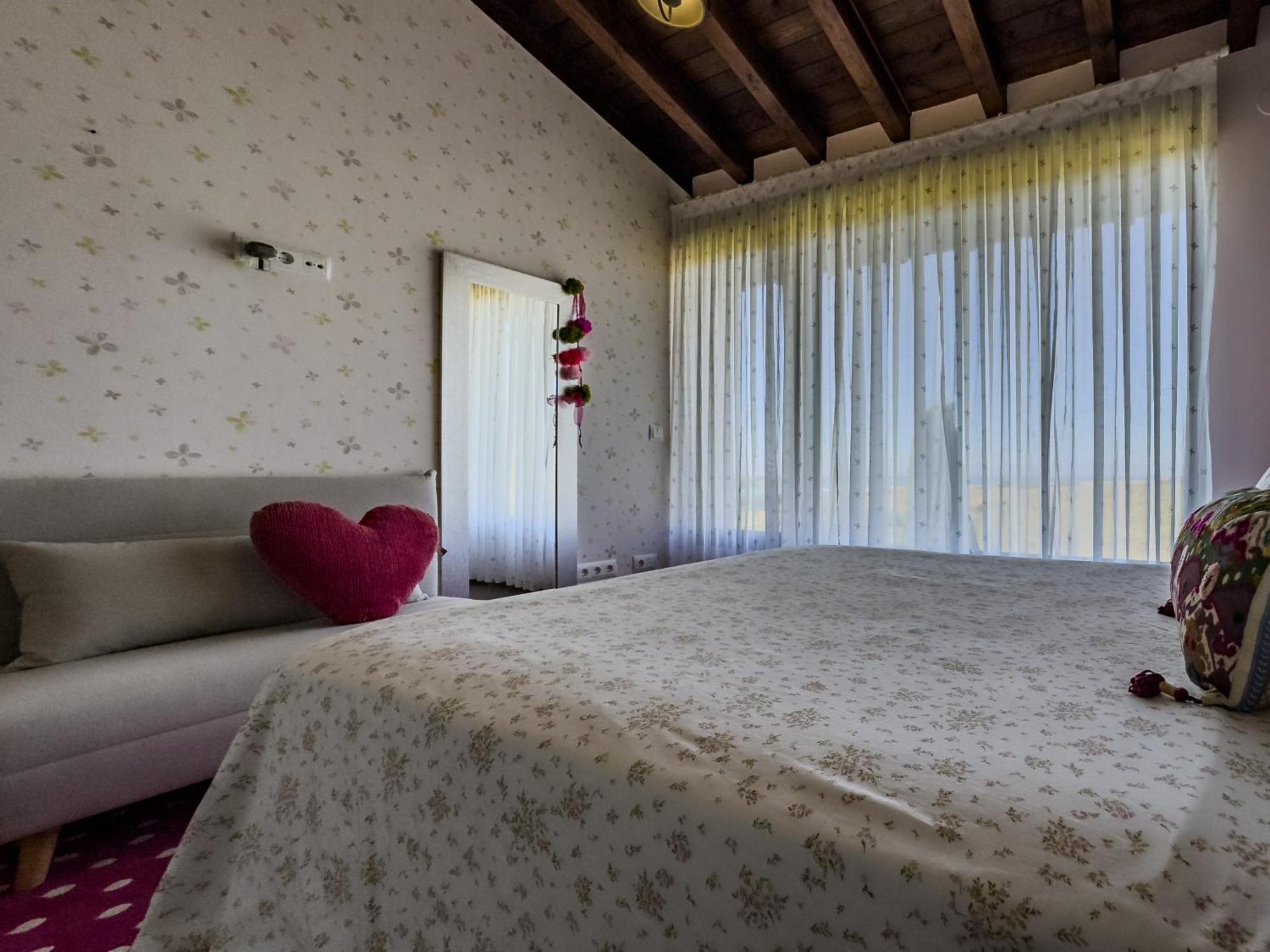 Villa La Carrera, Cantabria