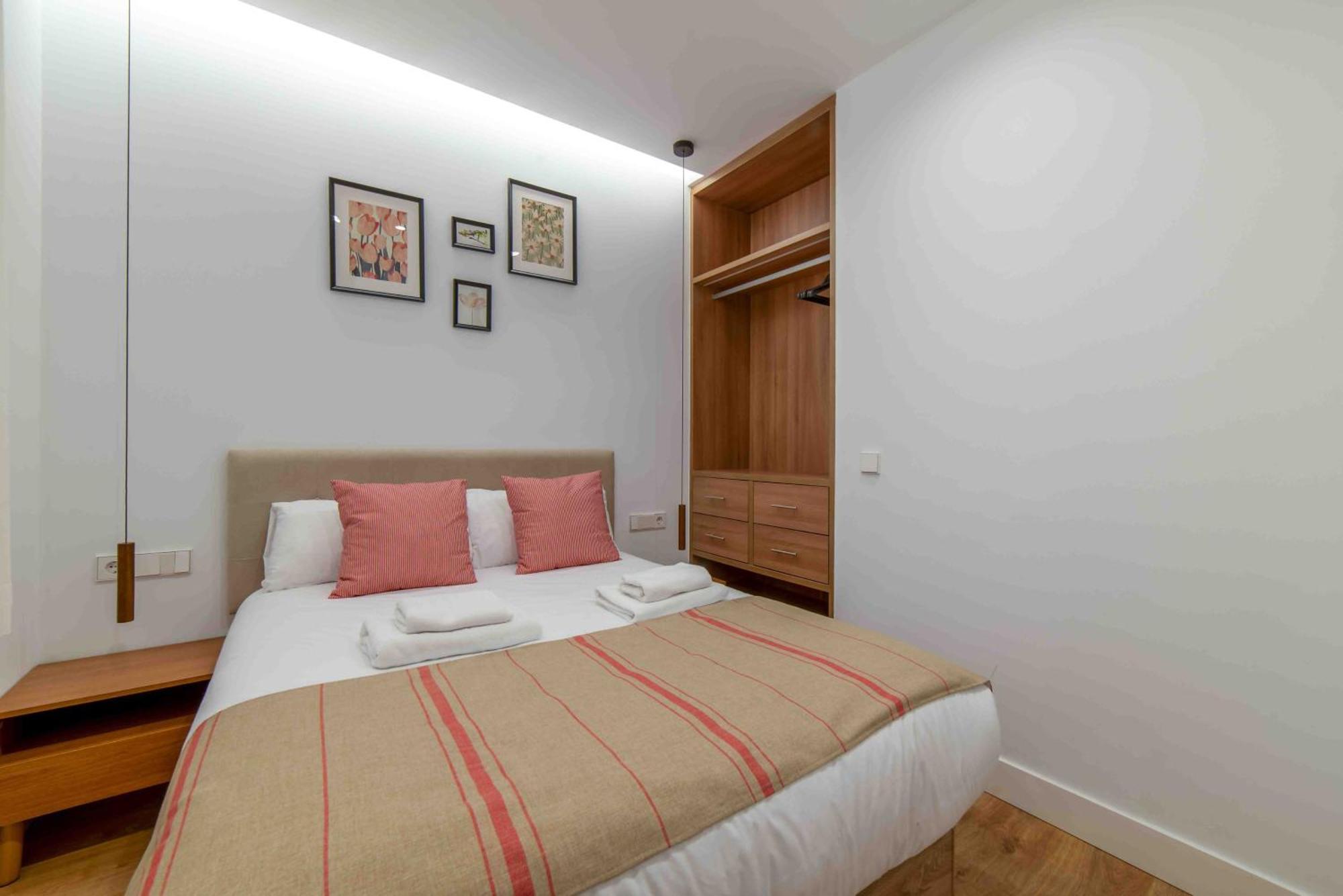 Piso Moderno En Barrio De Salamanca 2 Hab 2 Bano