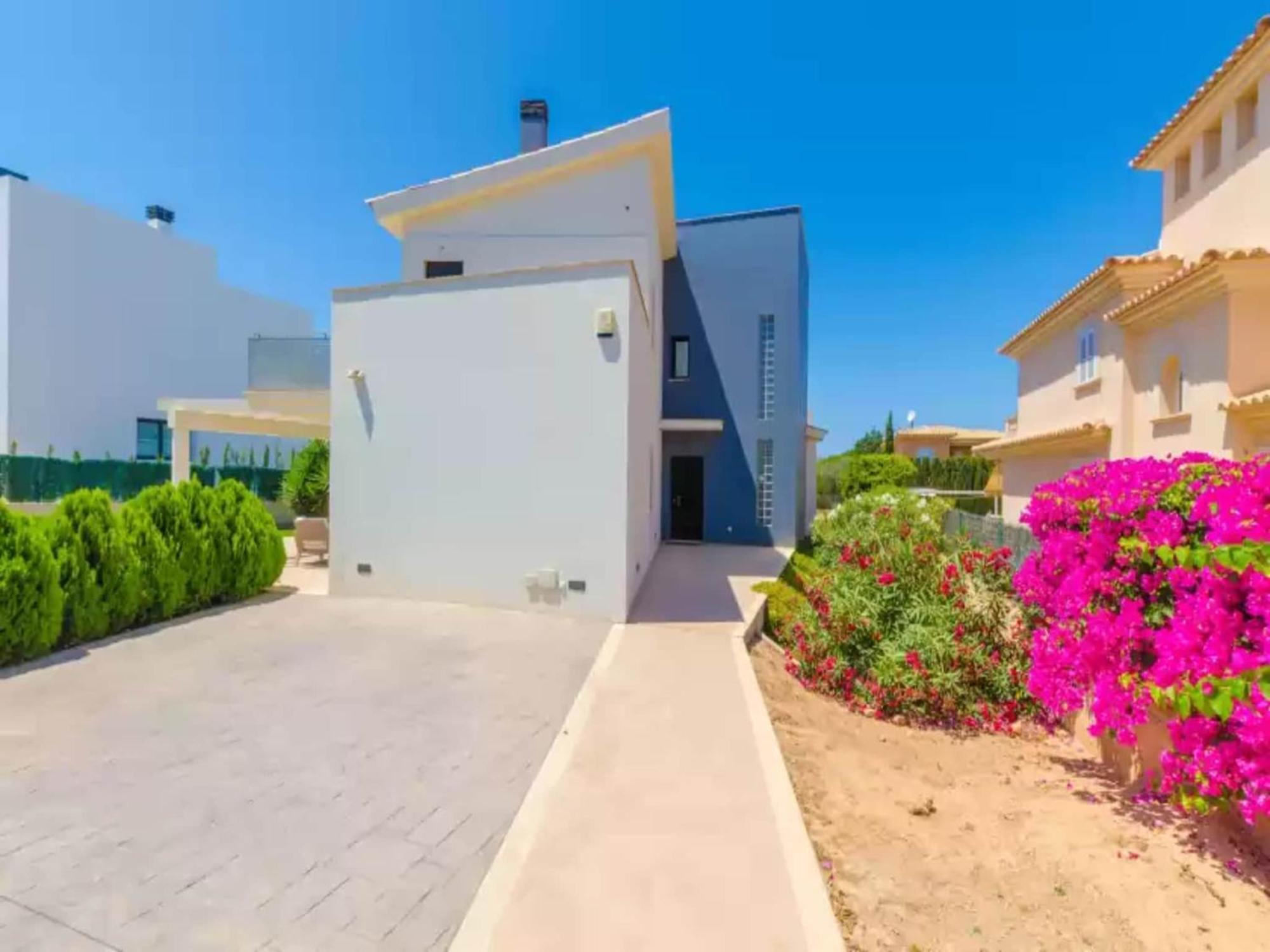 With Private Pool In Villa Sa Torre