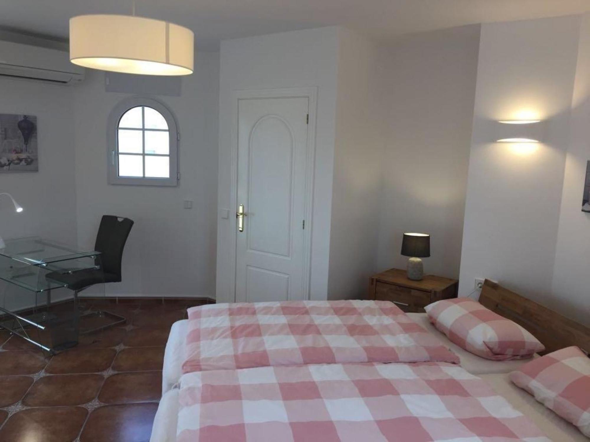 Traumvilla Segaria In Els Poblets-denia-alicante, 165m2 Mit Grossem Pool, 900m2 Parkgrundstueck Сasa de vacaciones *