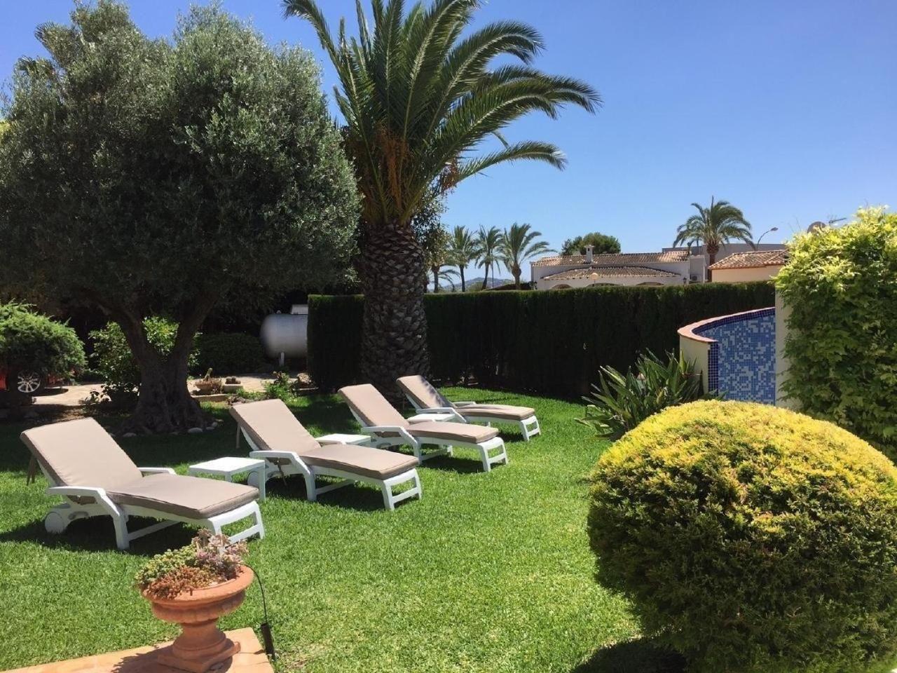 Traumvilla Segaria In Els Poblets-denia-alicante, 165m2 Mit Grossem Pool, 900m2 Parkgrundstueck Сasa de vacaciones Els Poblets