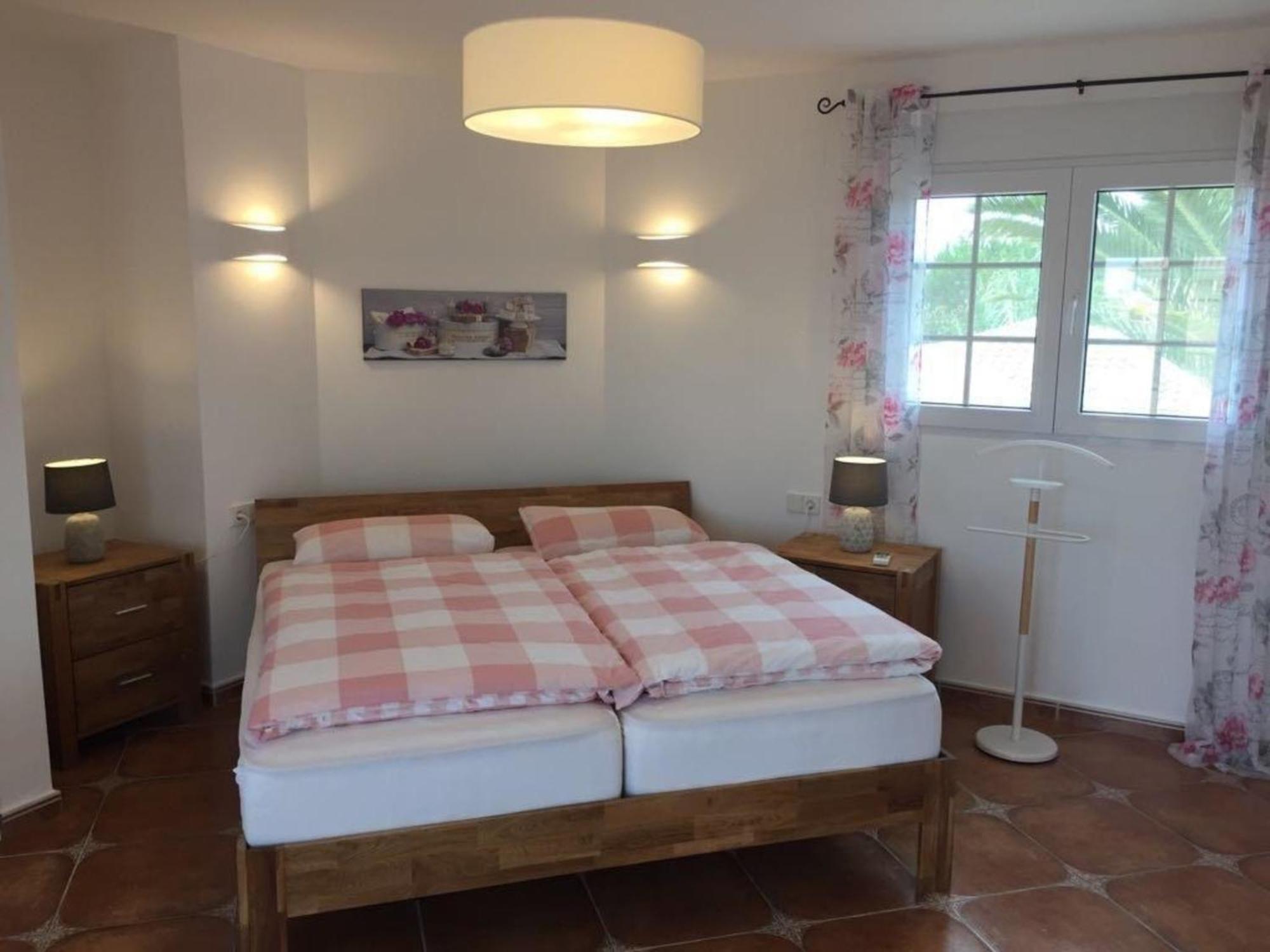 Traumvilla Segaria In Els Poblets-denia-alicante, 165m2 Mit Grossem Pool, 900m2 Parkgrundstueck *