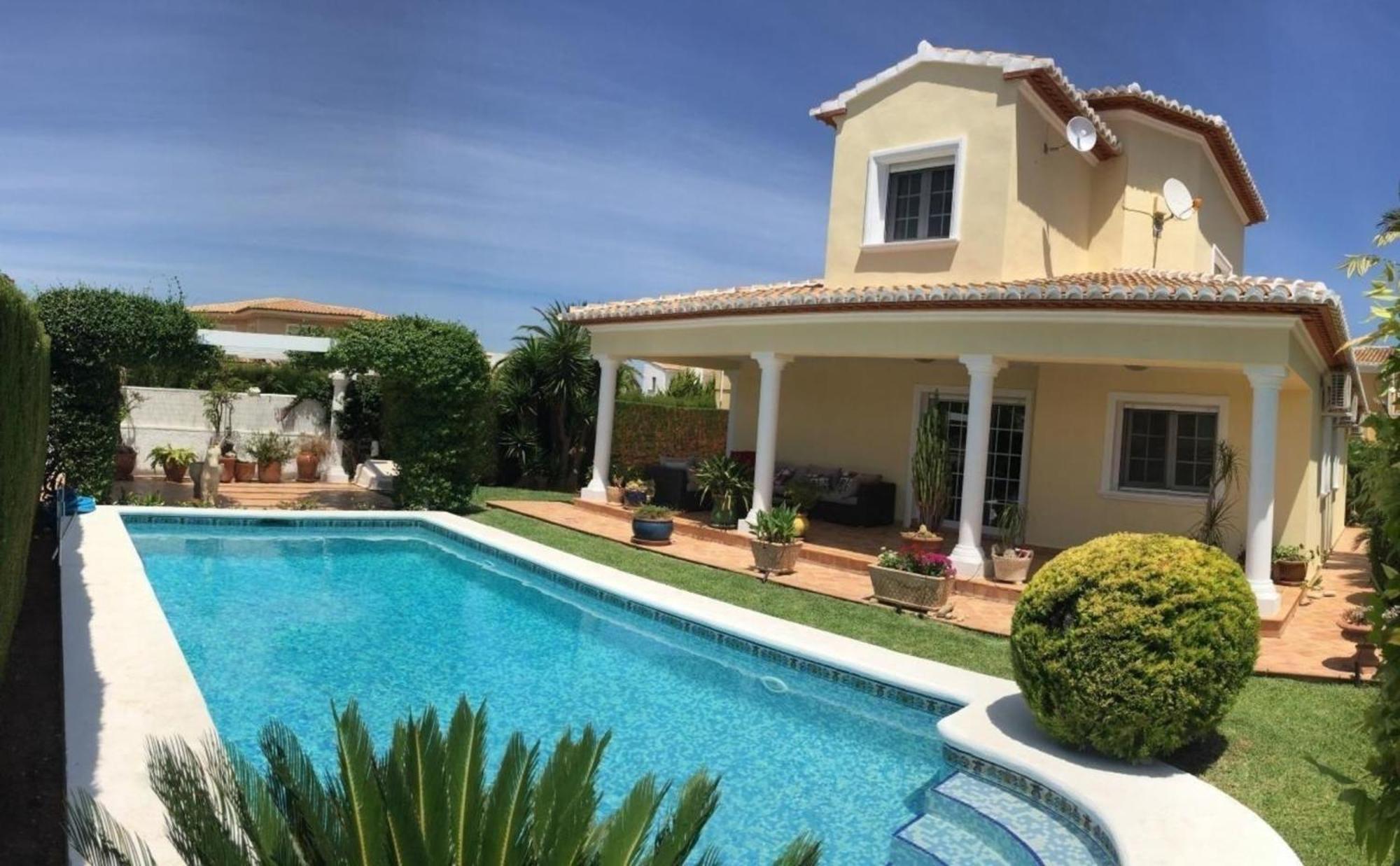 Traumvilla Segaria In Els Poblets-denia-alicante, 165m2 Mit Grossem Pool, 900m2 Parkgrundstueck