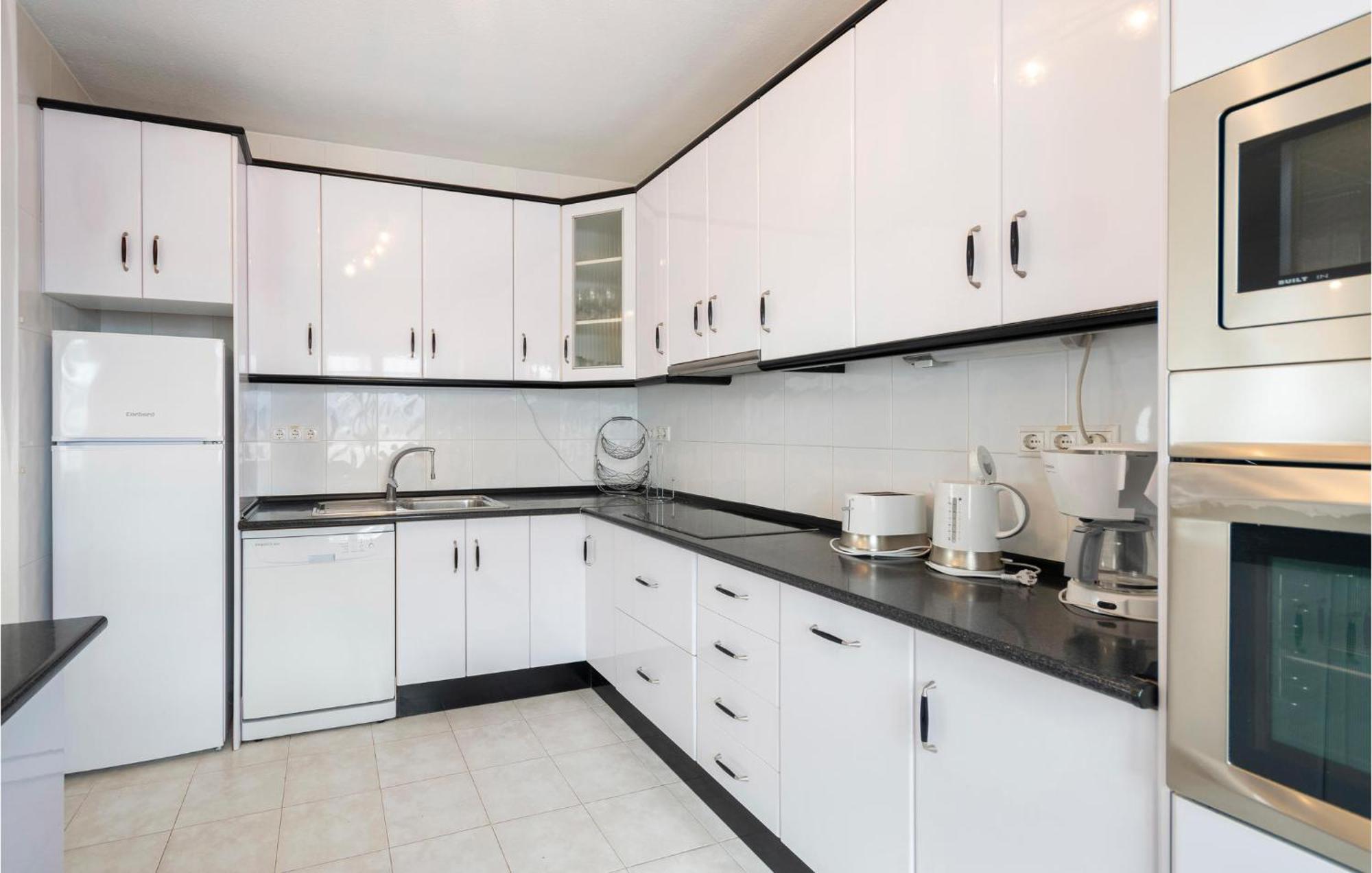 3 Bedroom Lovely In