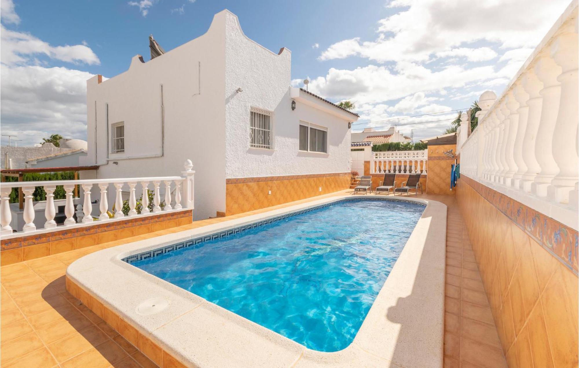 3 Bedroom Lovely In Сasa de vacaciones