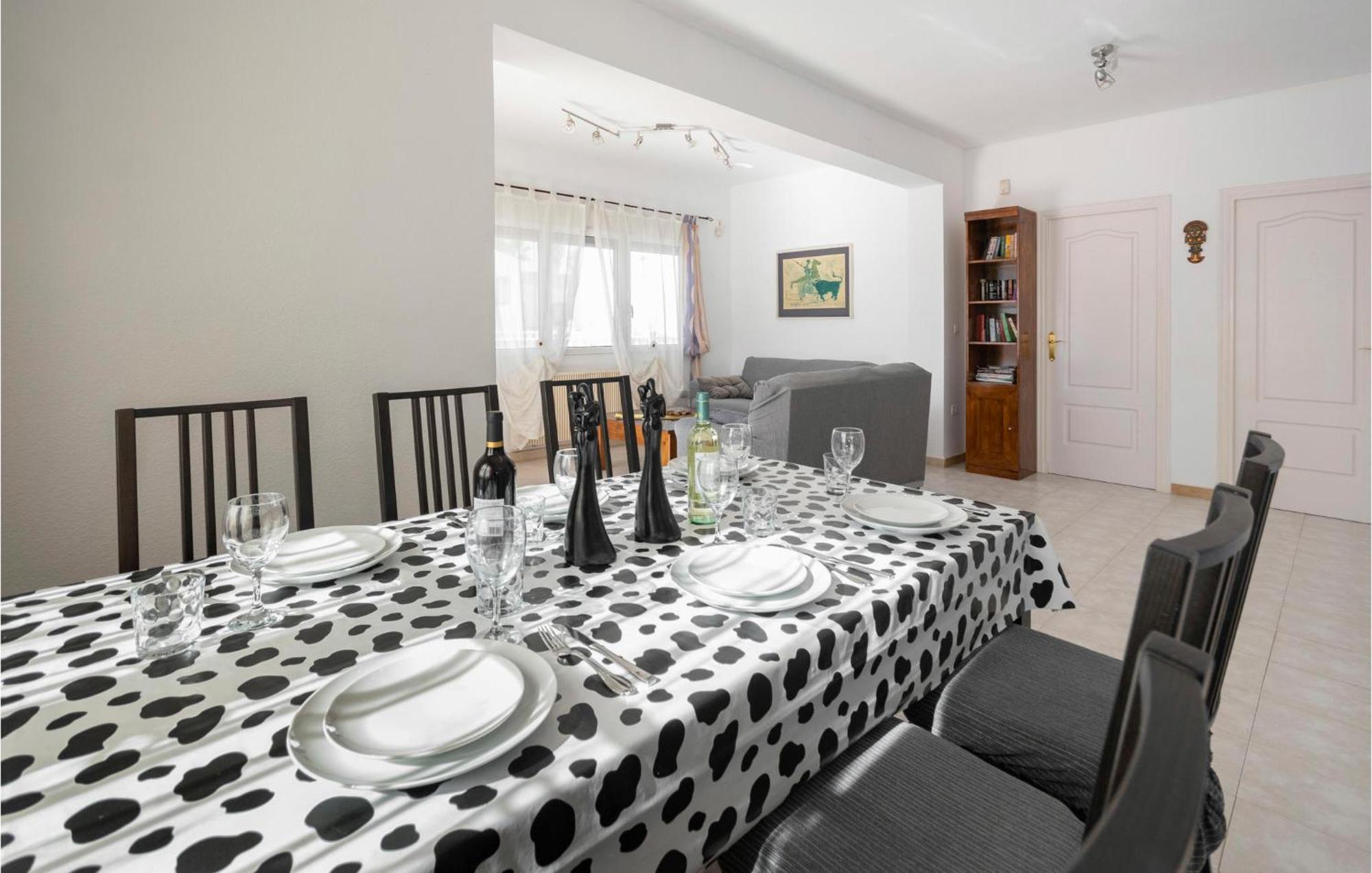 3 Bedroom Lovely In * San Miguel De Salinas