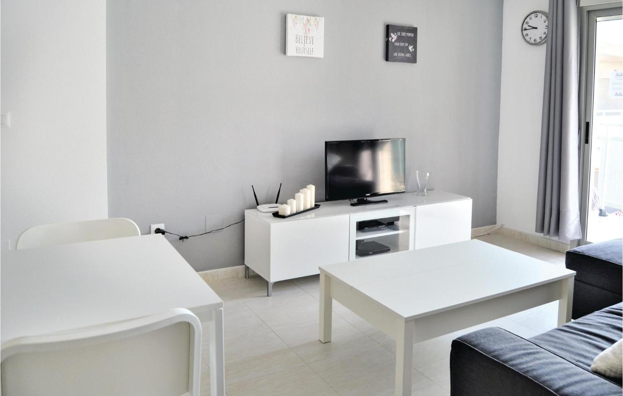 2 Bedroom Gorgeous In Orihuela Costa