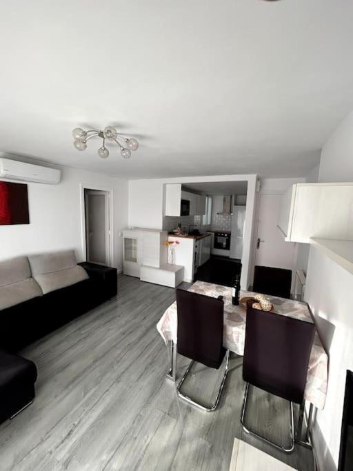 Precioso En La Playa Barcelona Apartment *
