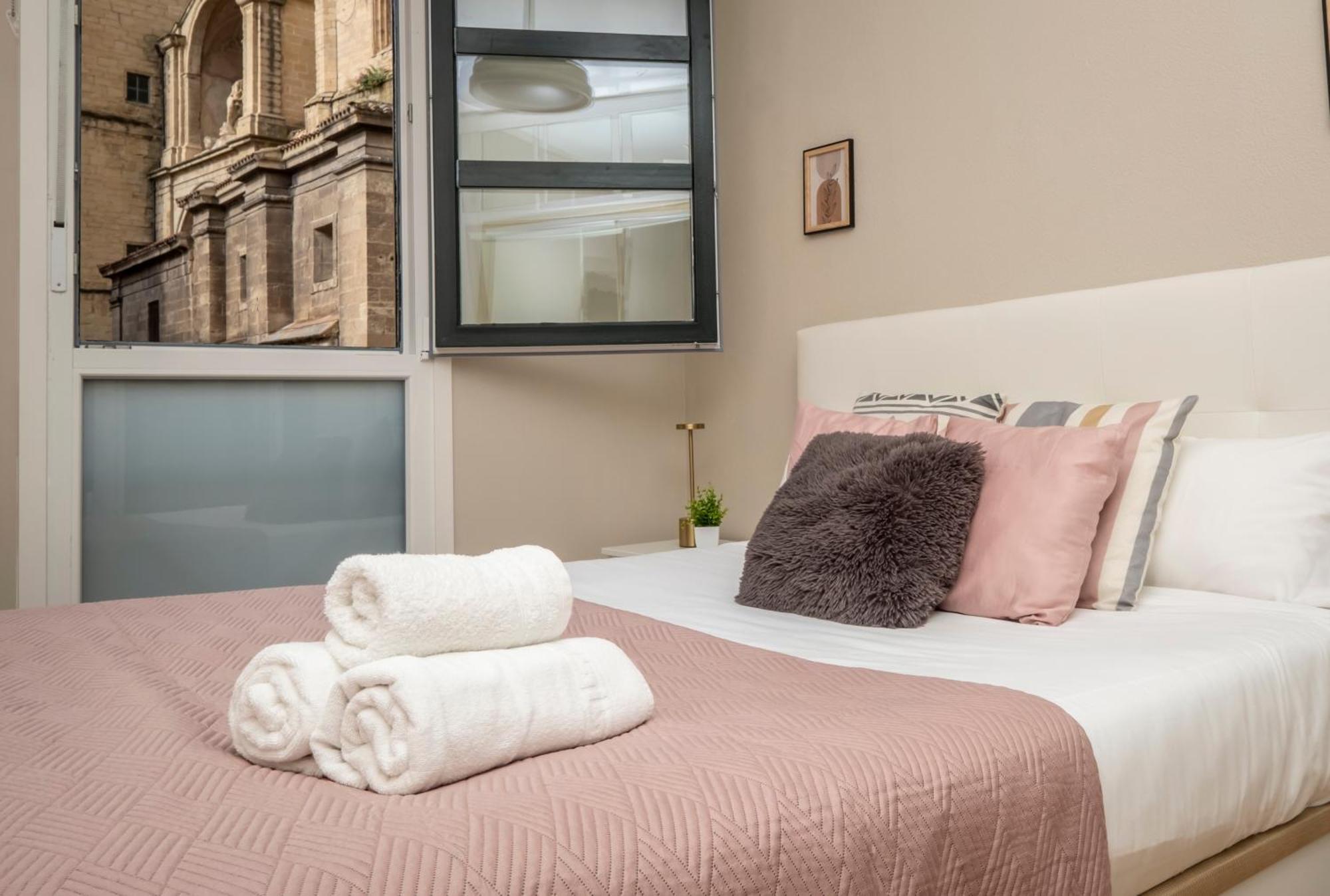 Santiago Tower Aire Ac Casco Antiguo By Logrono