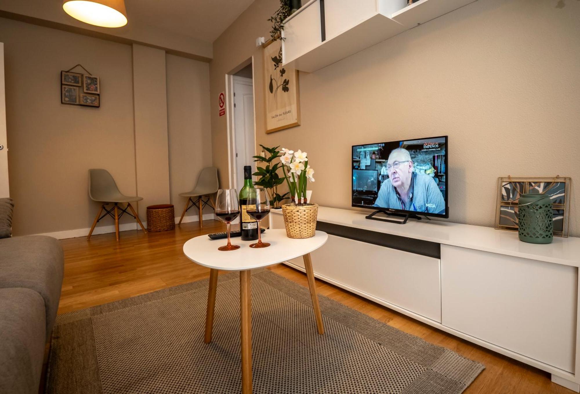 Apartment Santiago Tower Aire Ac Casco Antiguo By