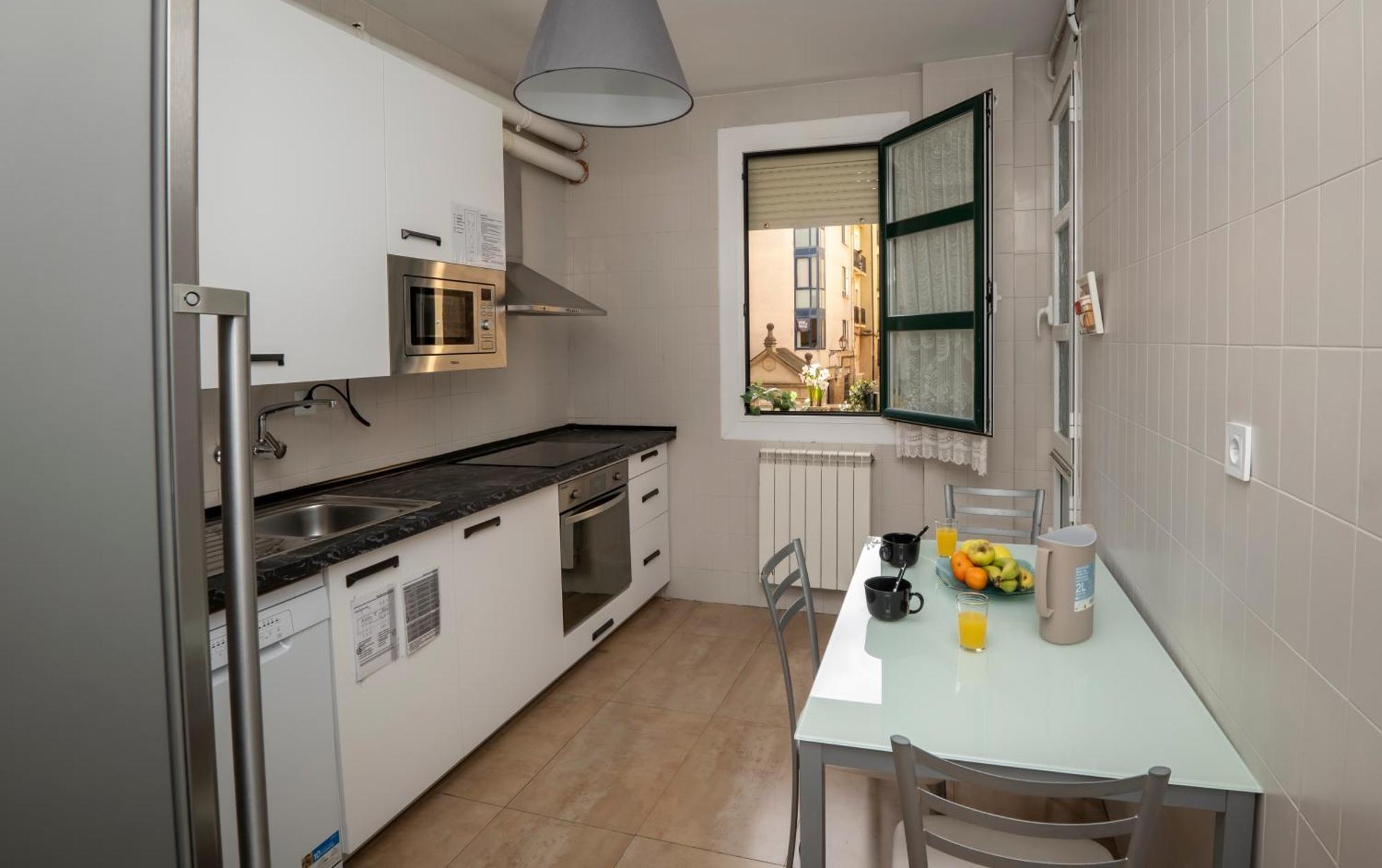Apartment Santiago Tower Aire Ac Casco Antiguo By *