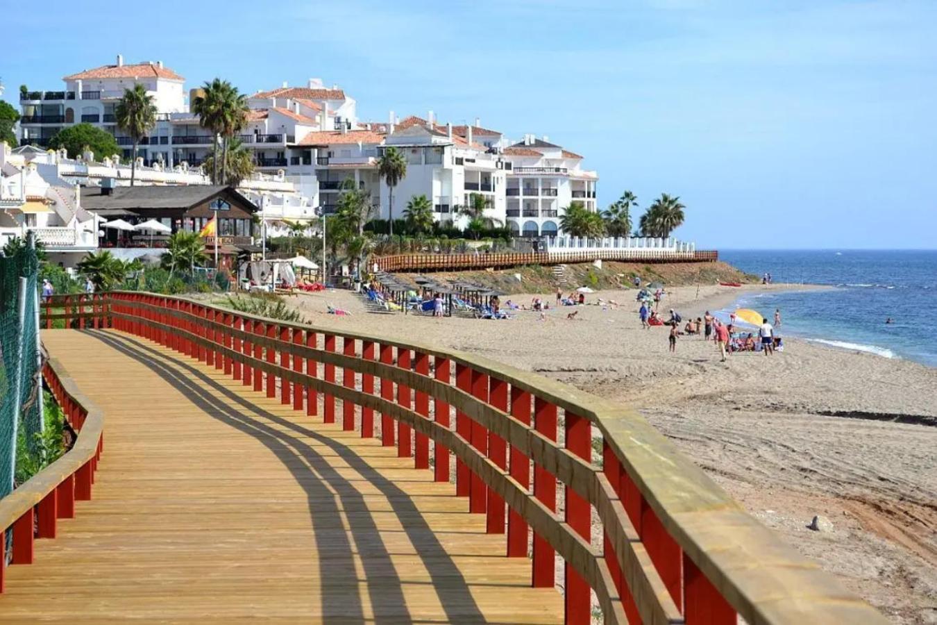 La Cala Playa *