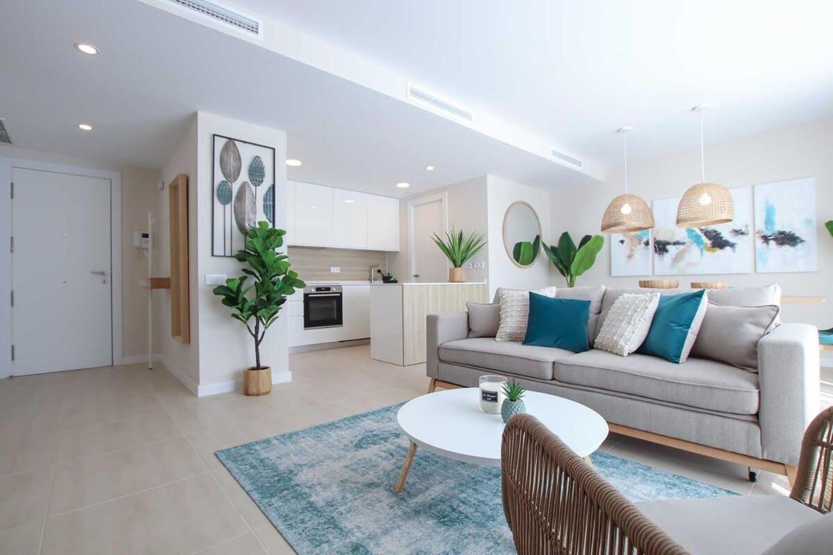 Apartment 3 Bedroom Penthouse Vanian Gardens -