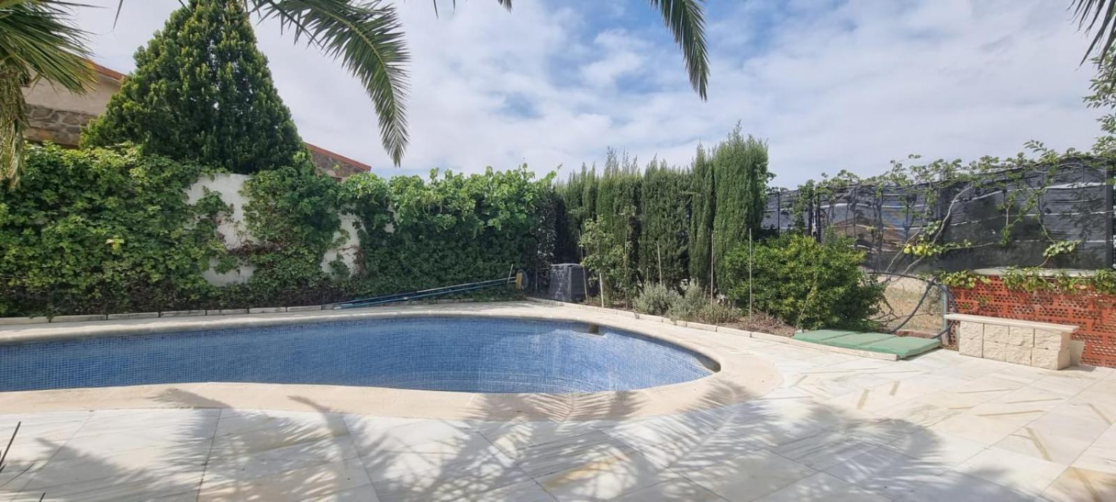Estupenda En Afueras Holiday home