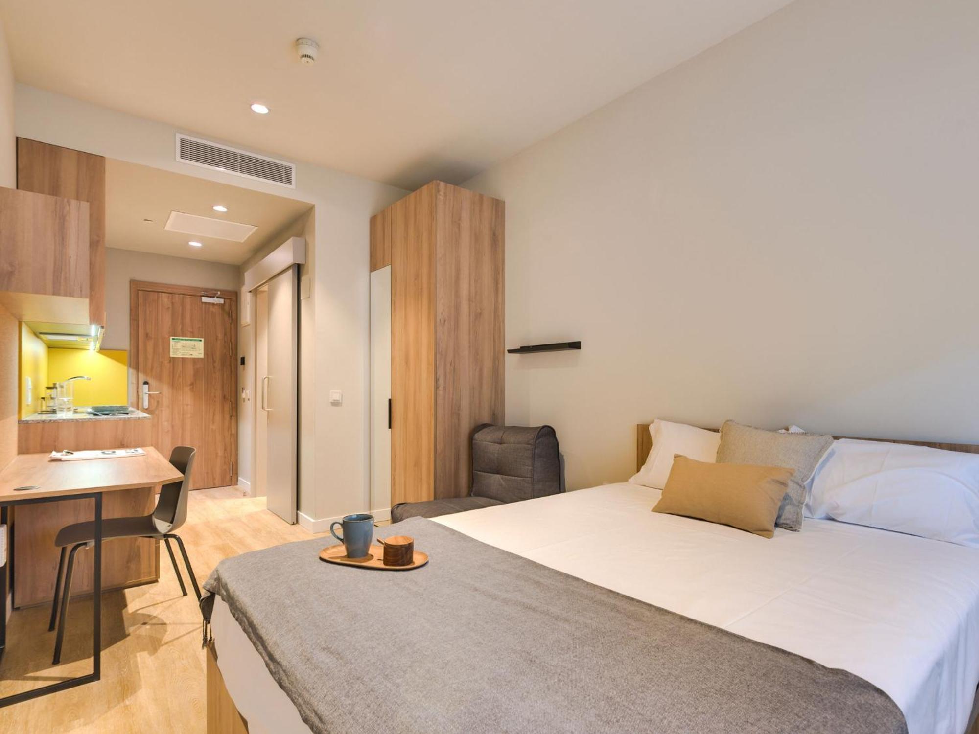 Hotel Livensa Living - Viveros 2*
