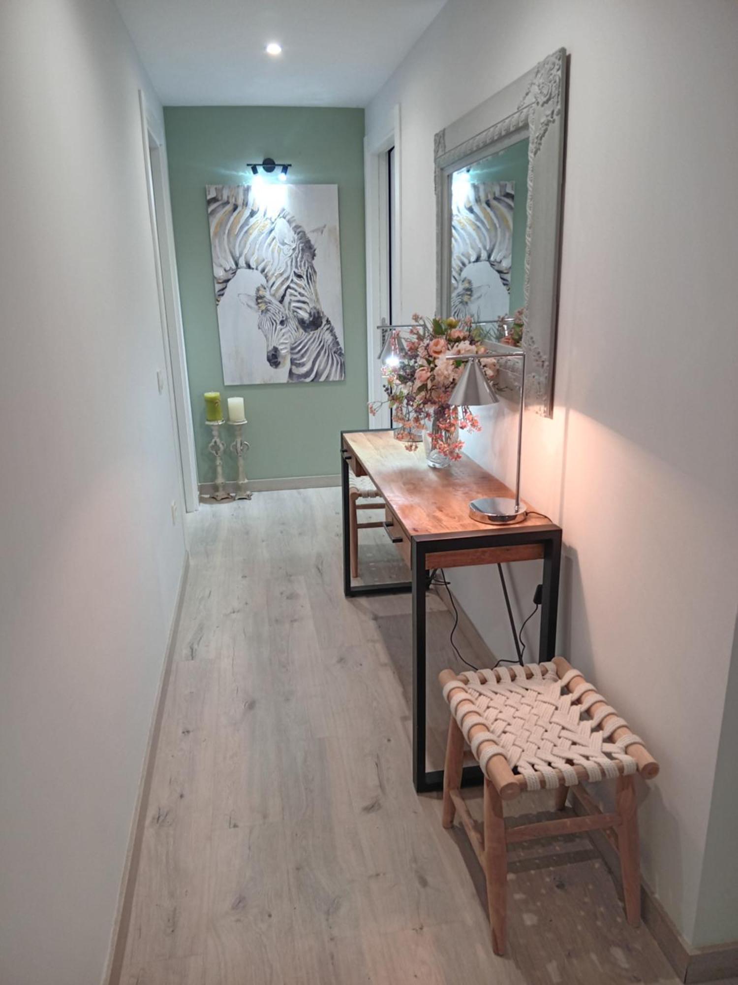 Aparhotel El Pomer Apartment