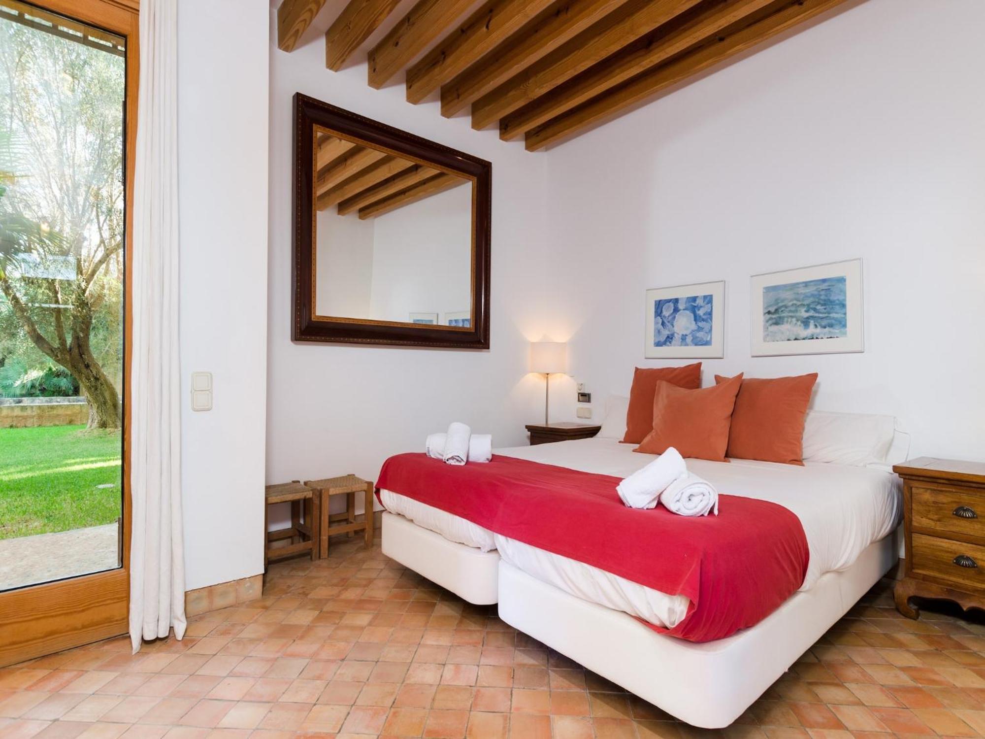 Son Floriana - With Private Pool Villa