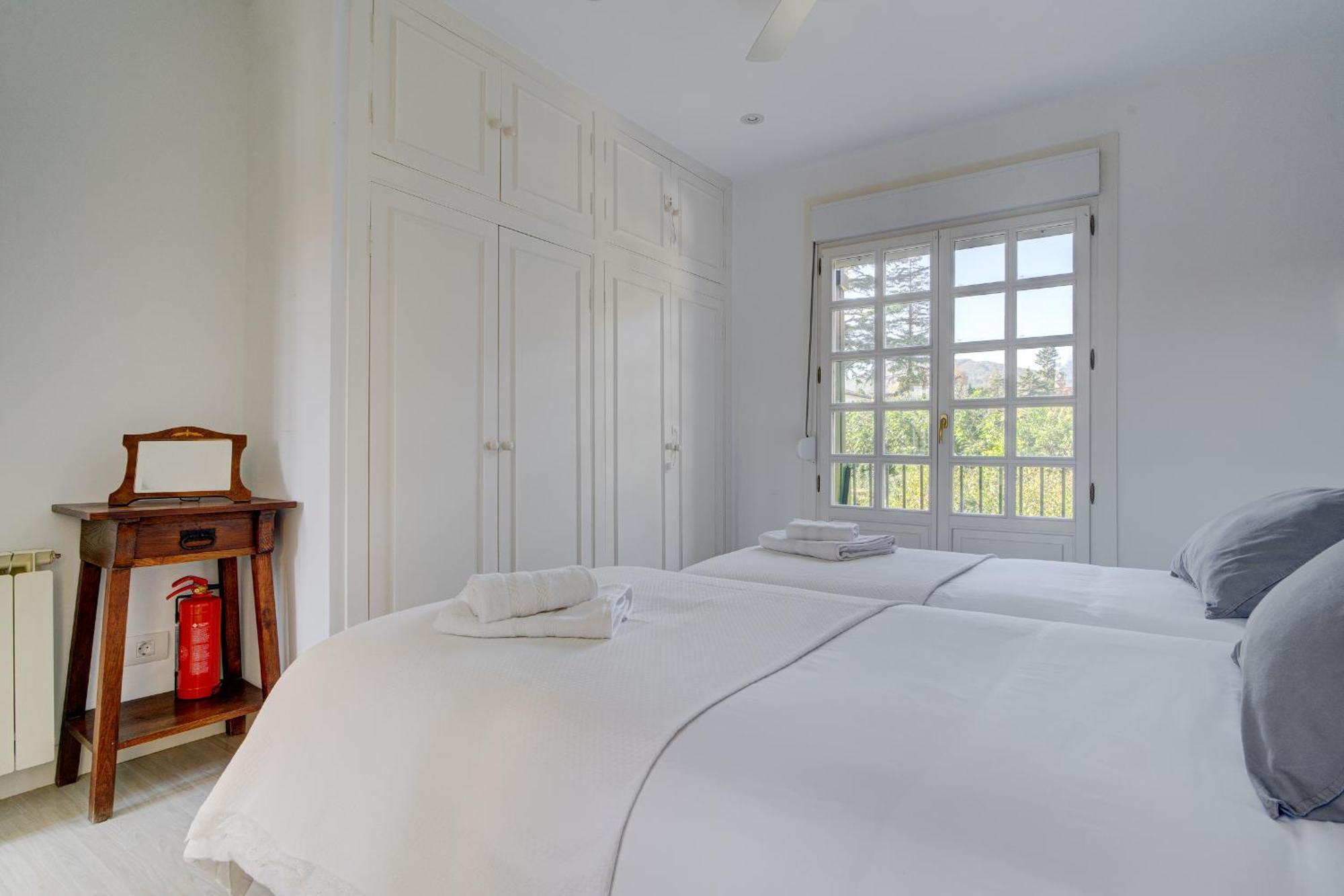 Сasa de vacaciones Familiar Con Jardin En Hondarribia, Terraza, Centrico, 4hb *