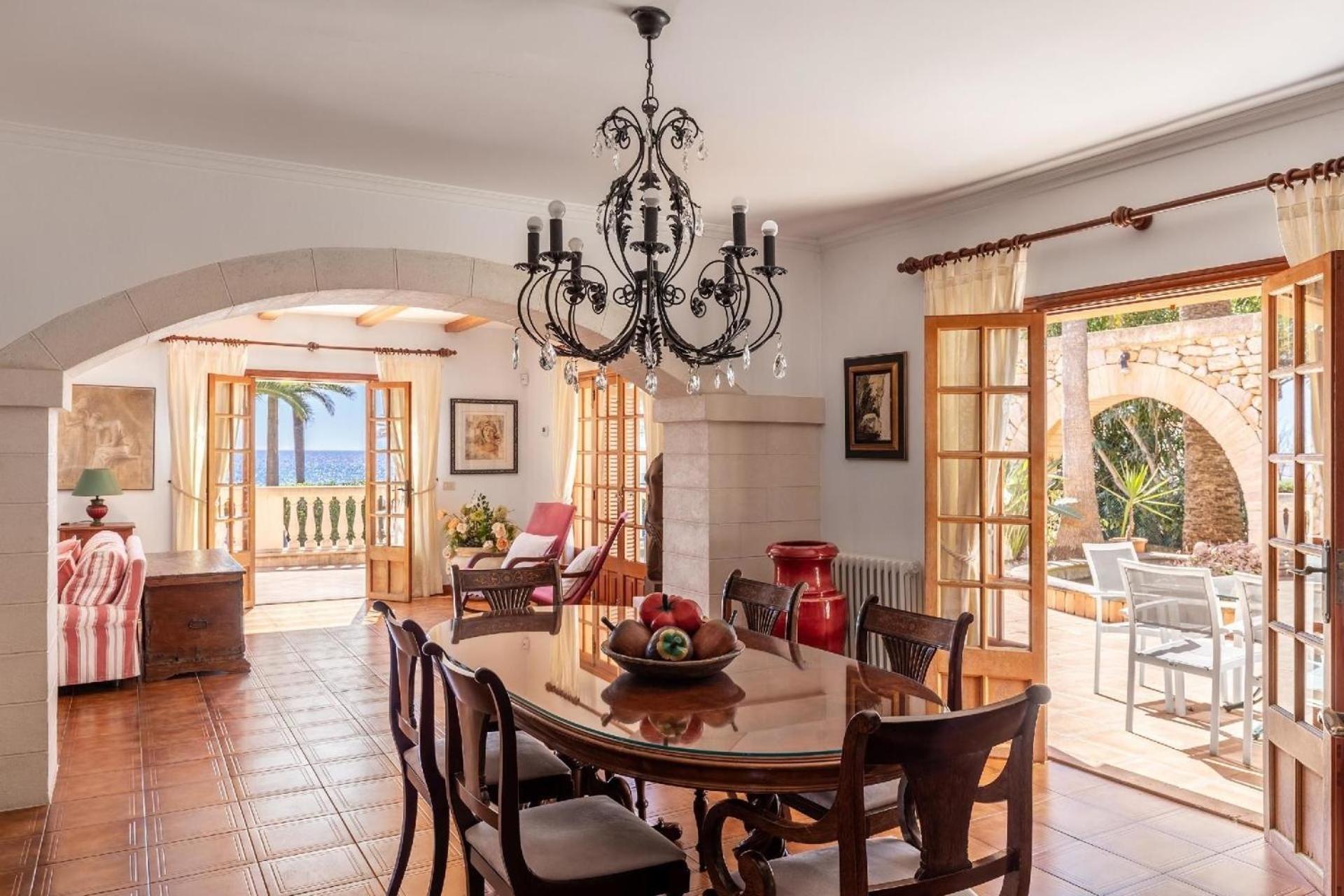 Сasa de vacaciones Schoenes Haus Mit Pool Direkt Am *